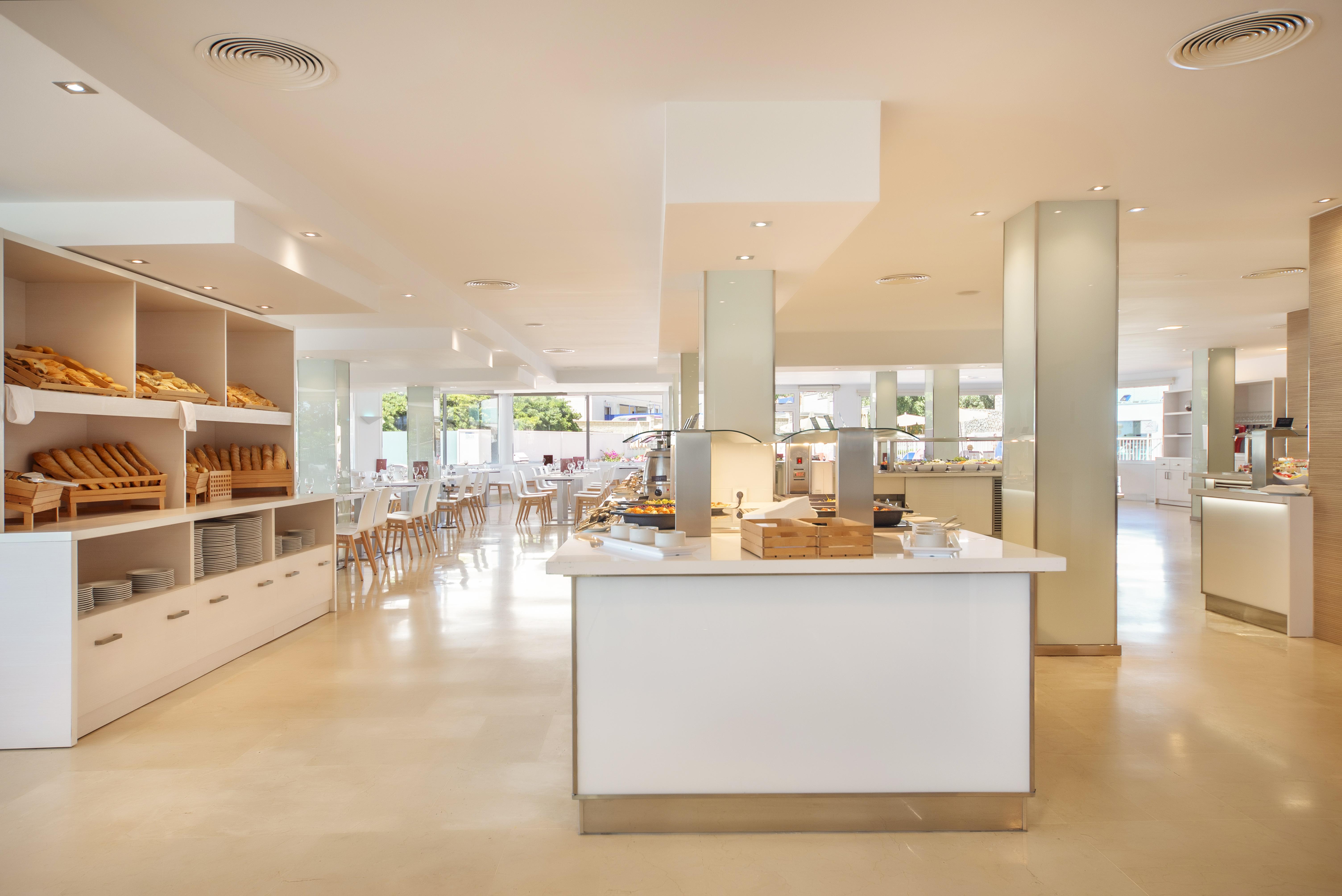 Hotel Globales Gardenia 3*