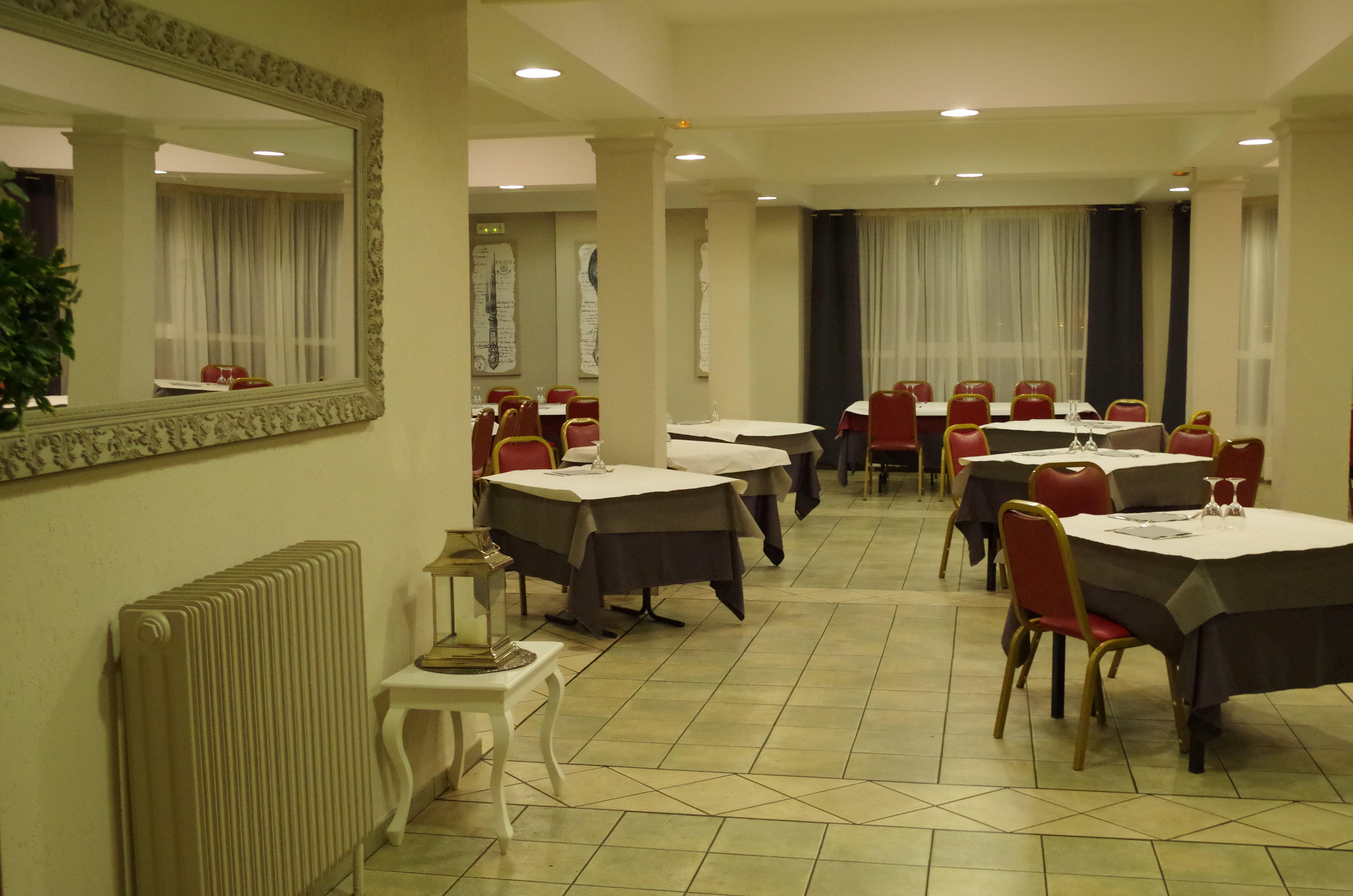 Alaiz Hotel