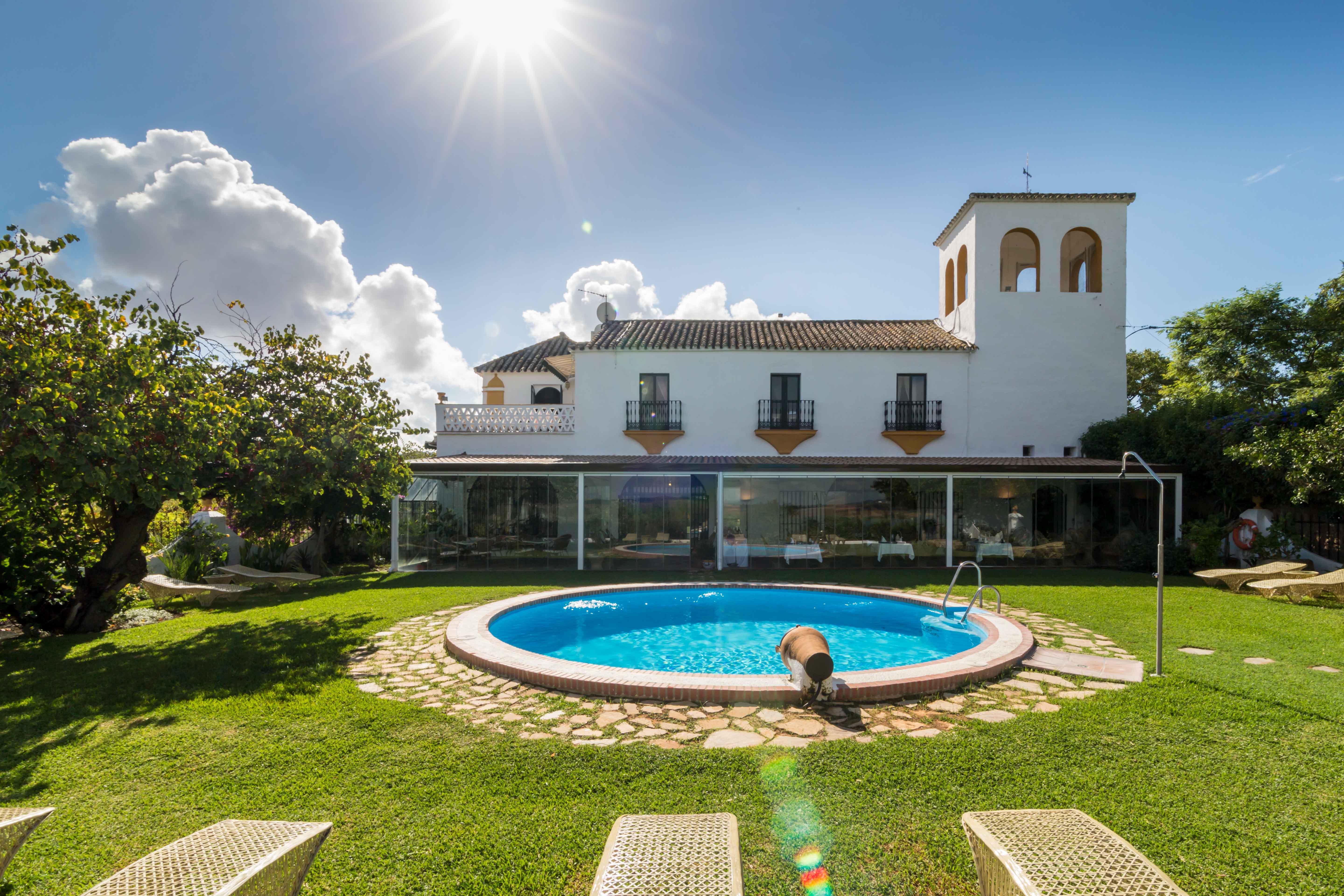 Hotel Hacienda El Santiscal 3*