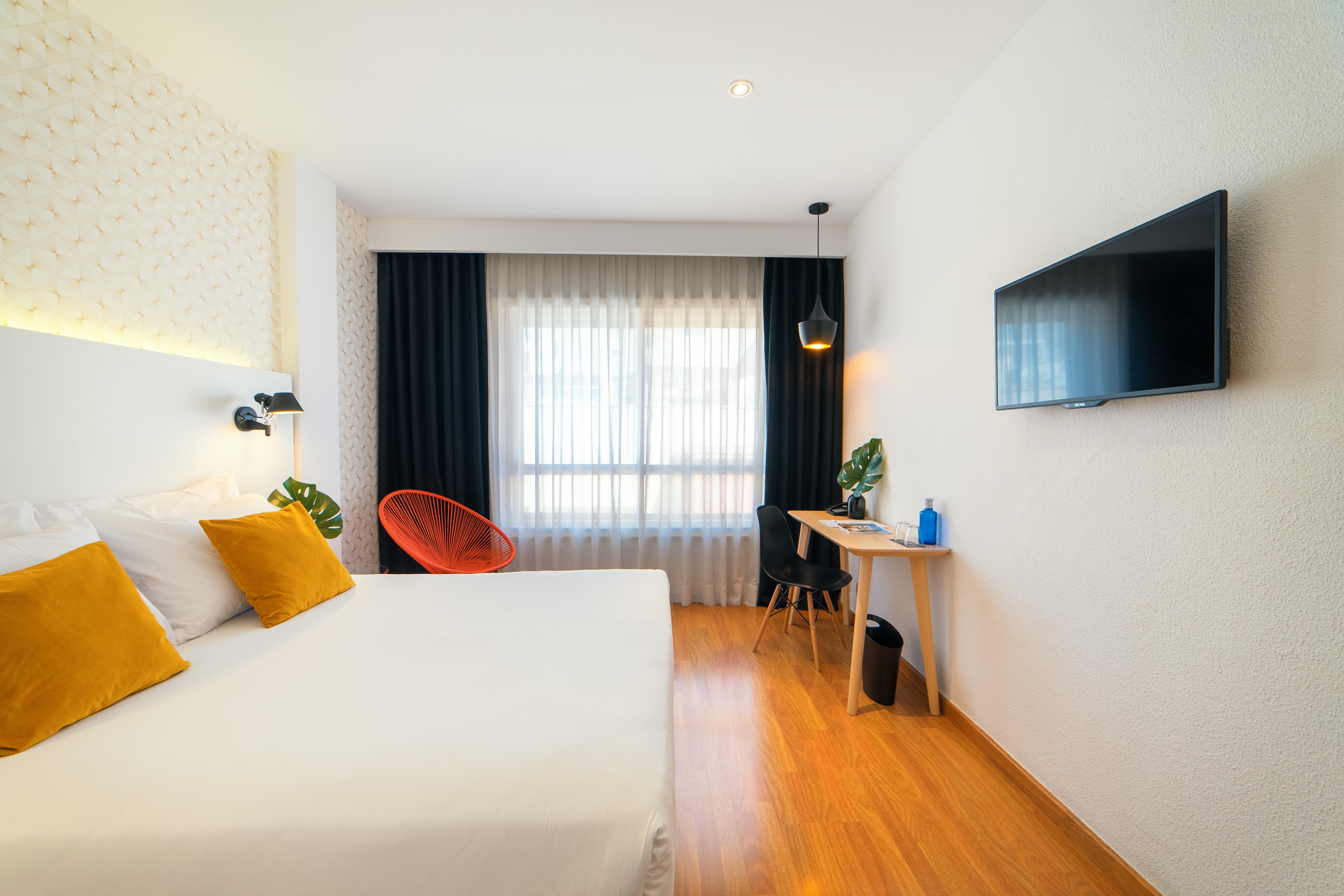 Cetina Hotel