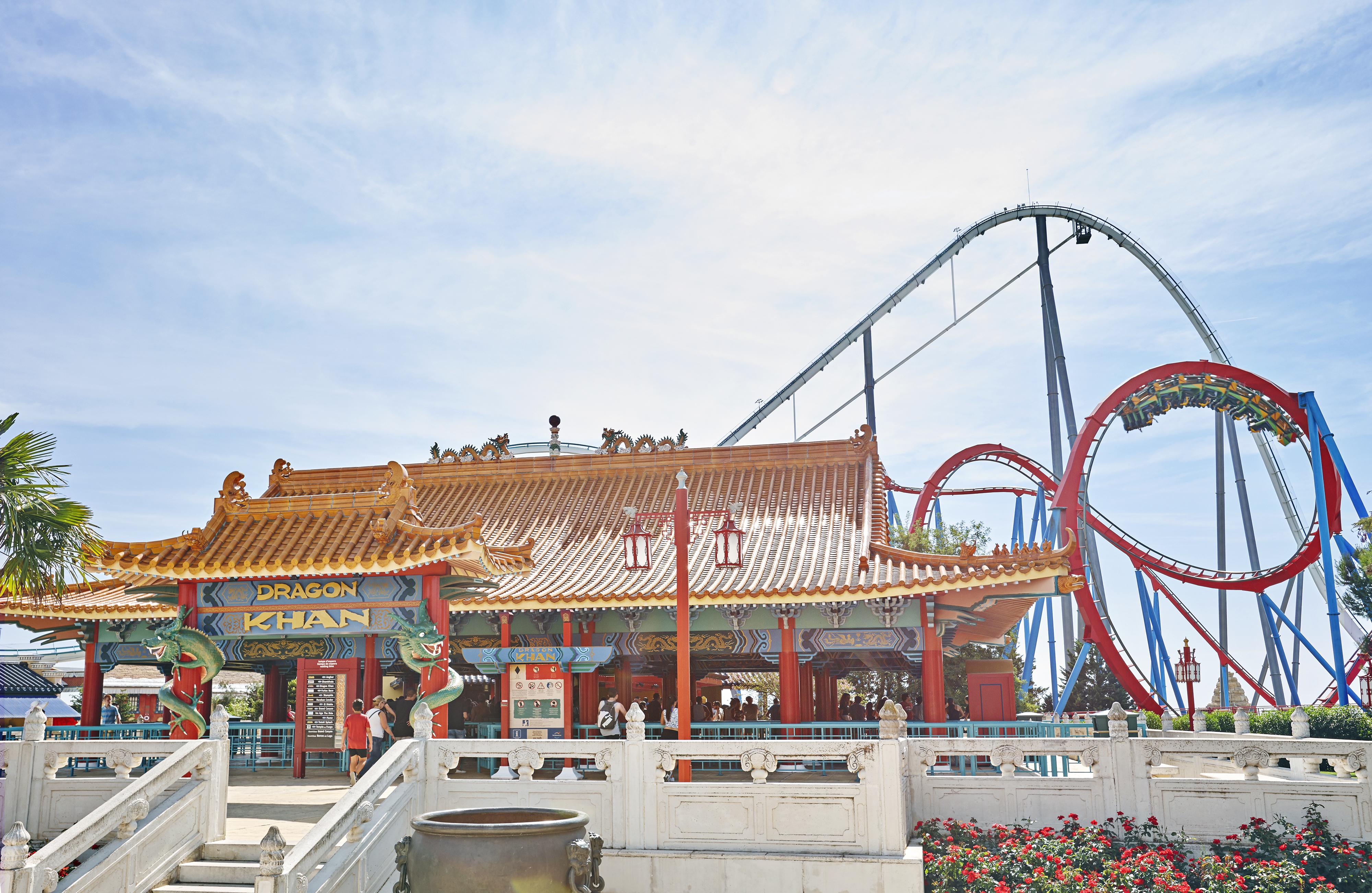 Portaventura Lucy's Mansion: Unlimited Park Access & Express Passes 5*