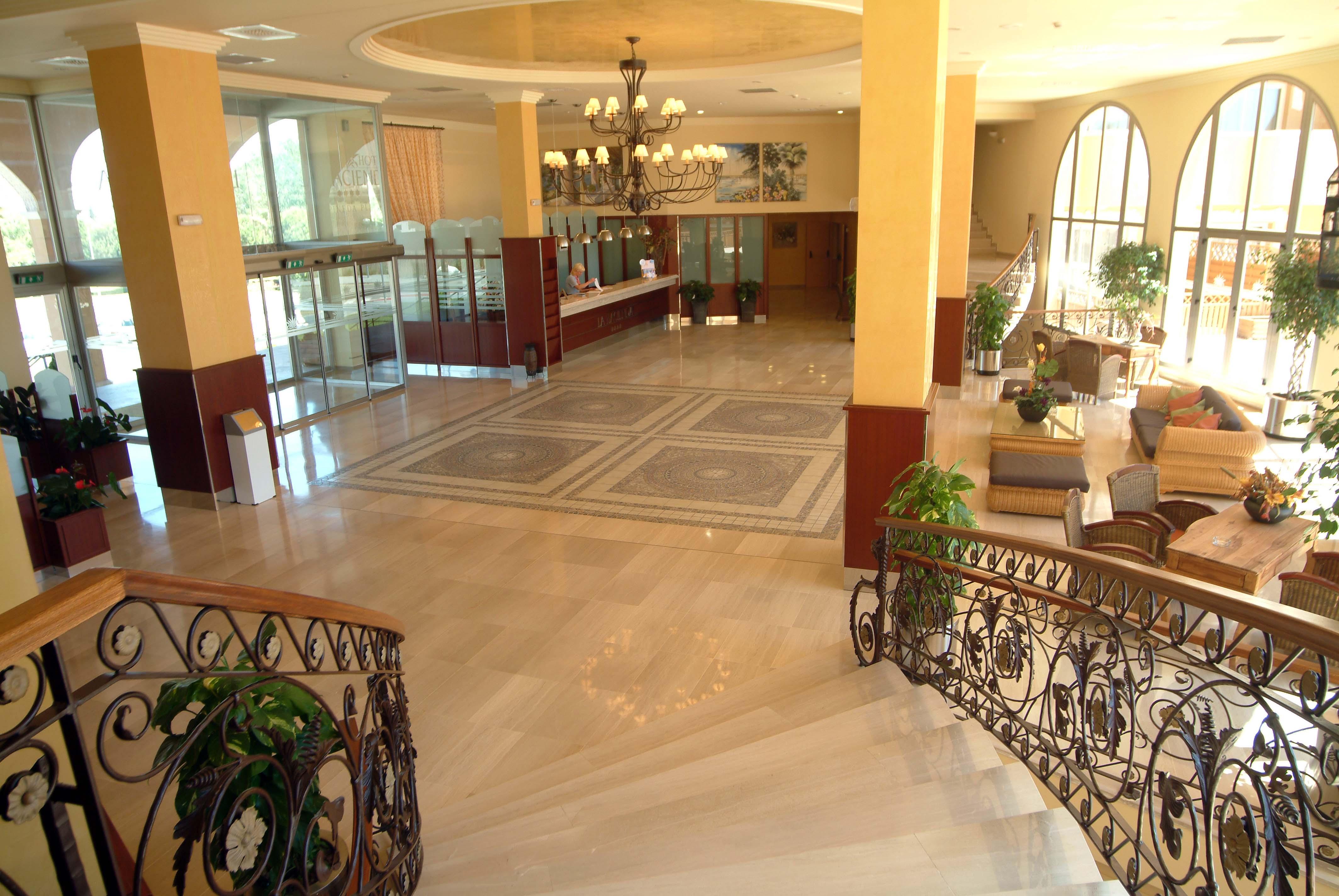 Ohtels La Hacienda