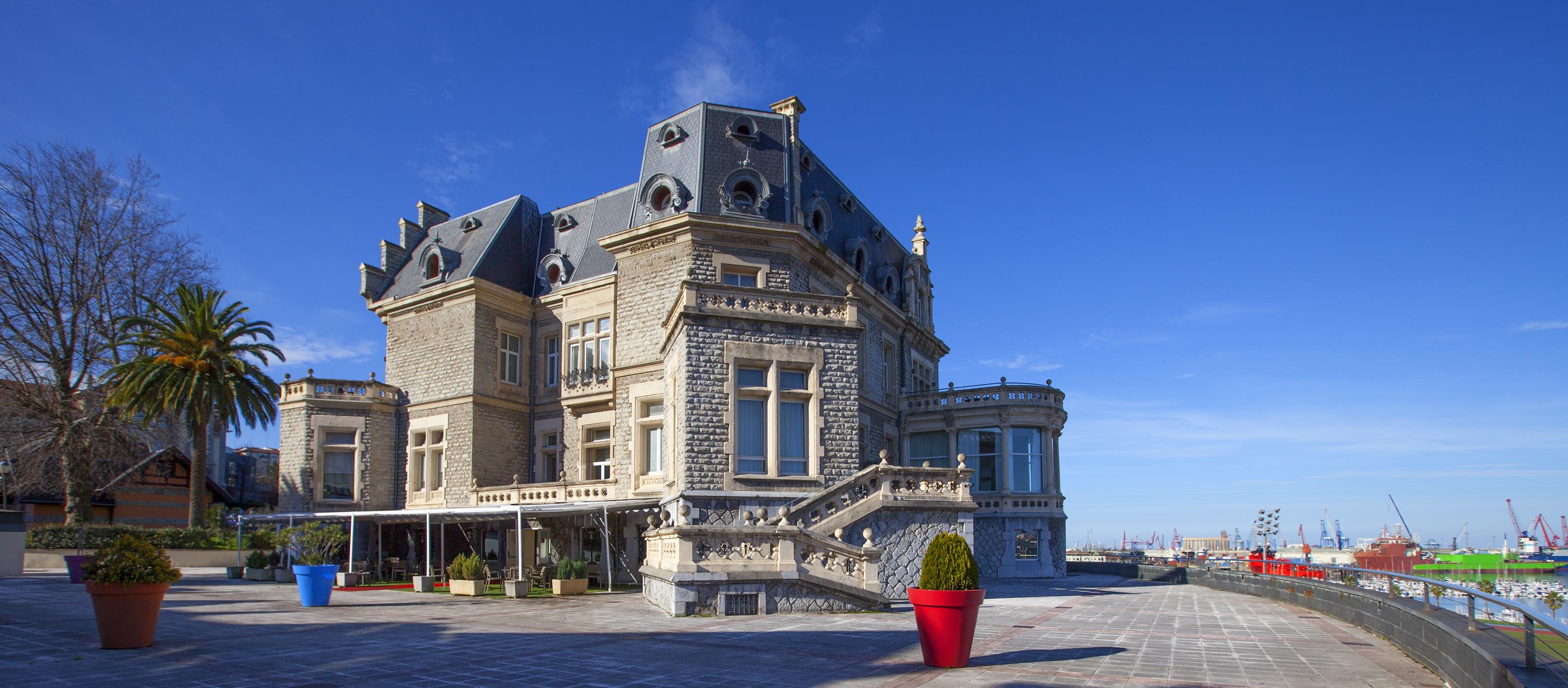 Hotel Urh Palacio De Oriol 4*