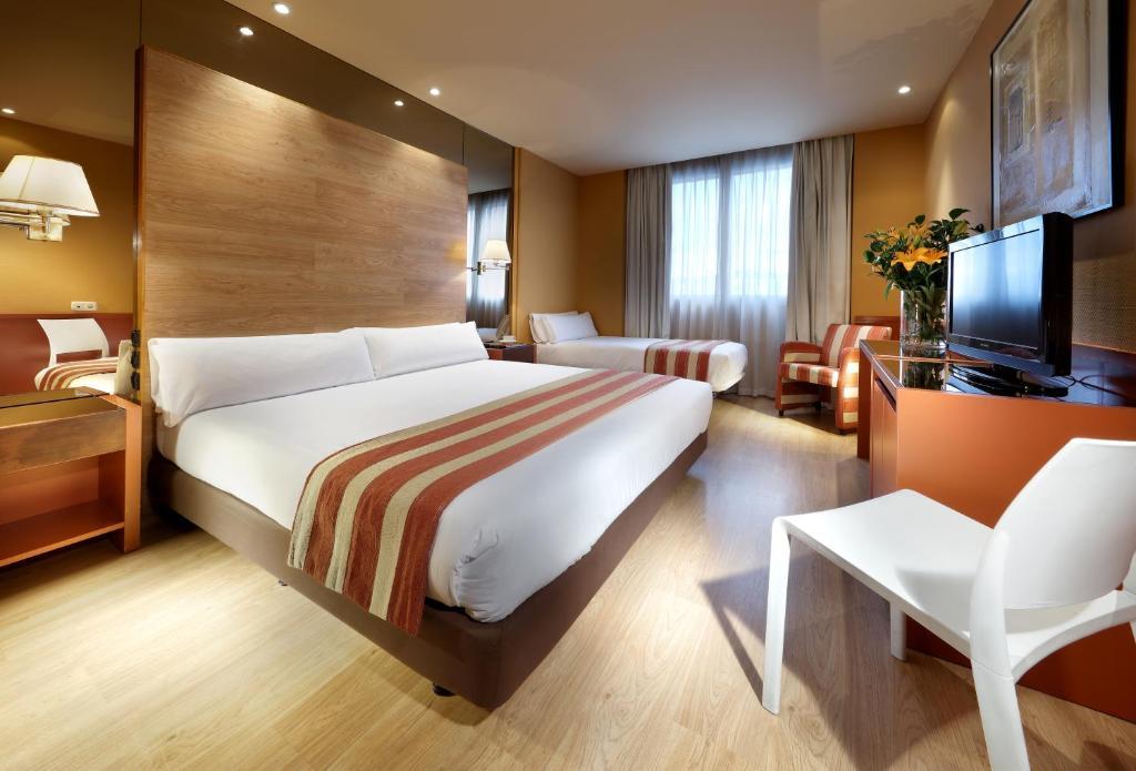 Hotel Crisol Puerta De 4*