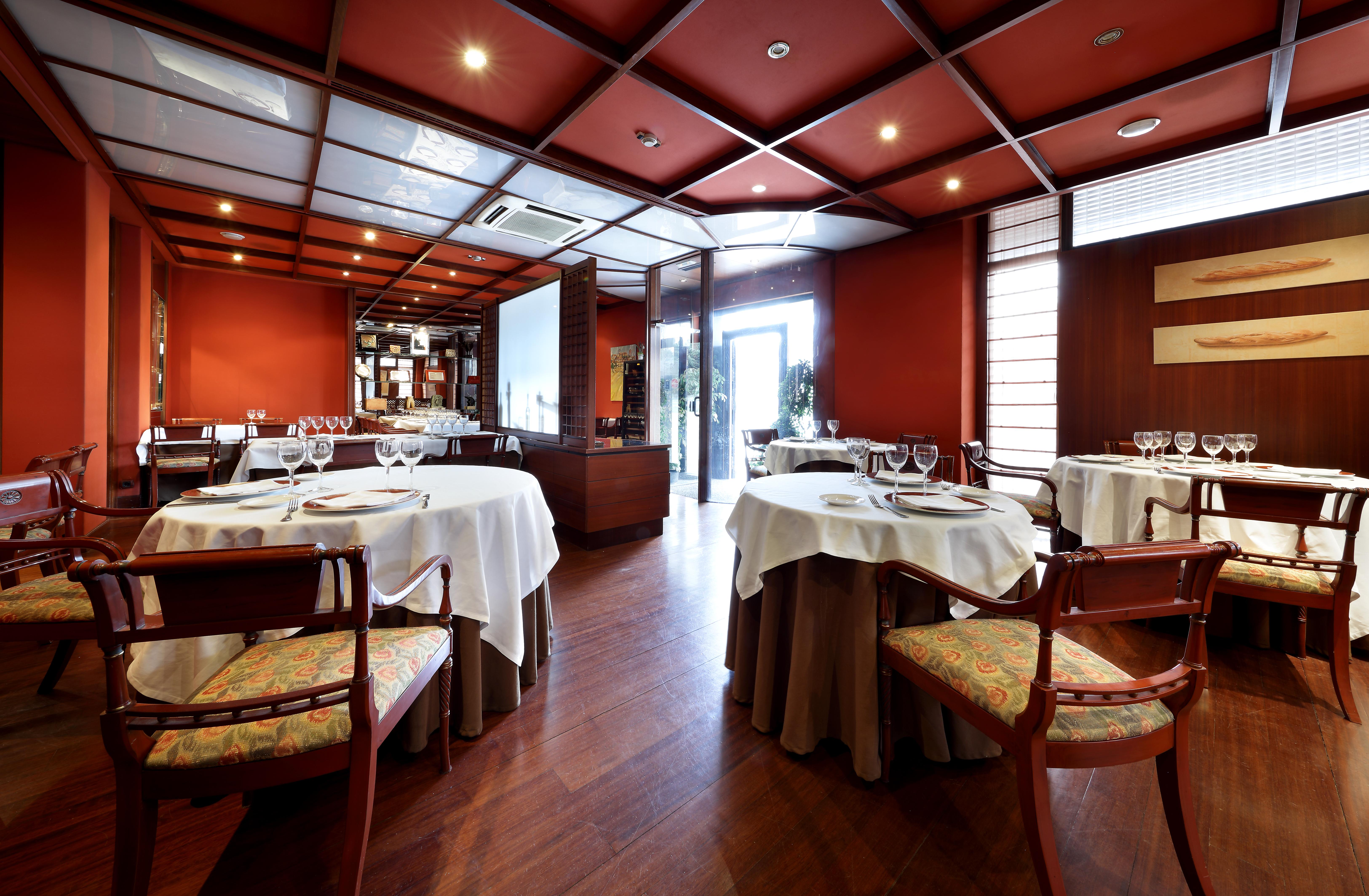 Crisol Puerta De Hotel Burgo