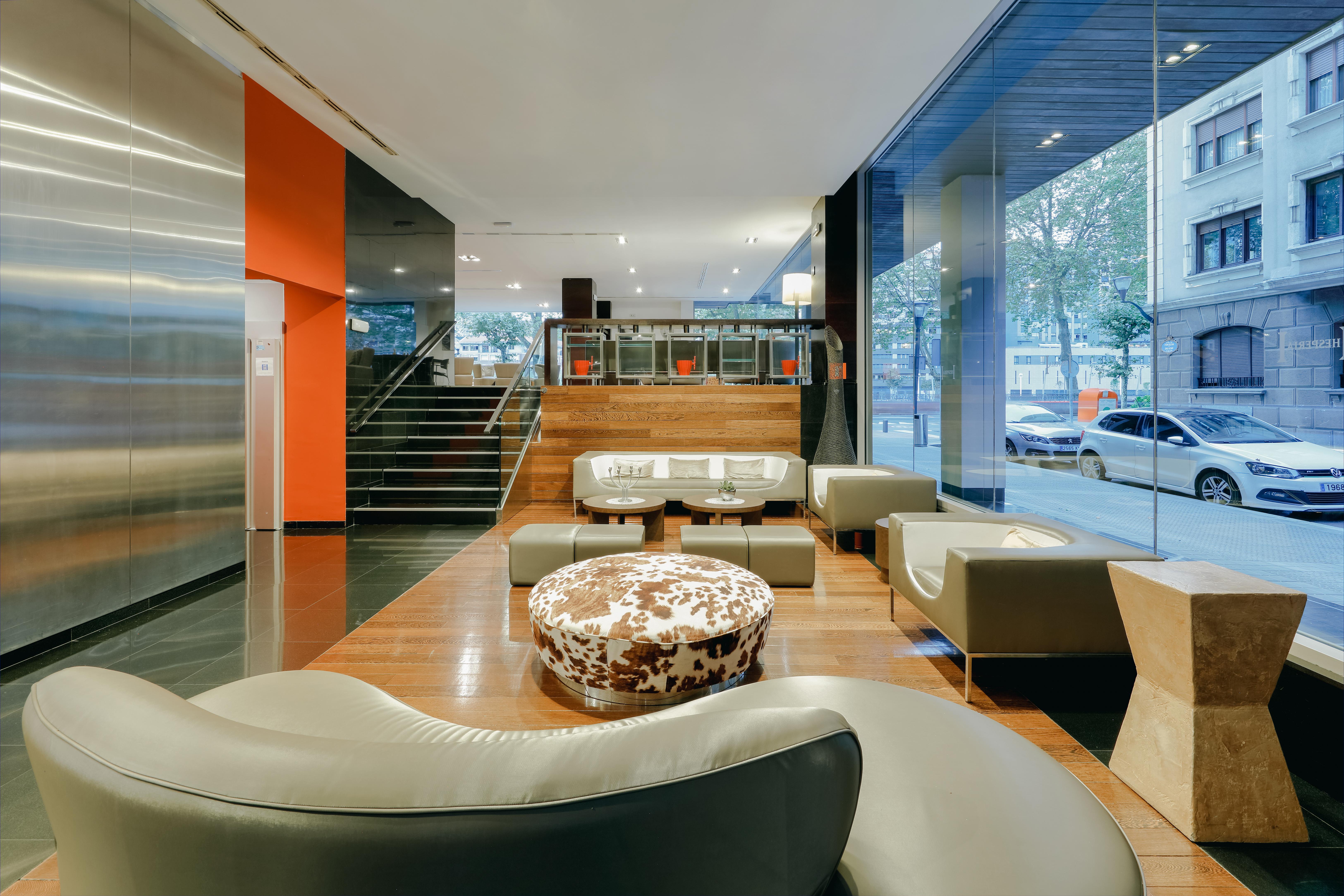 Hotel Hesperia 4*