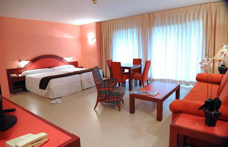 Palacio Del Mar 4*