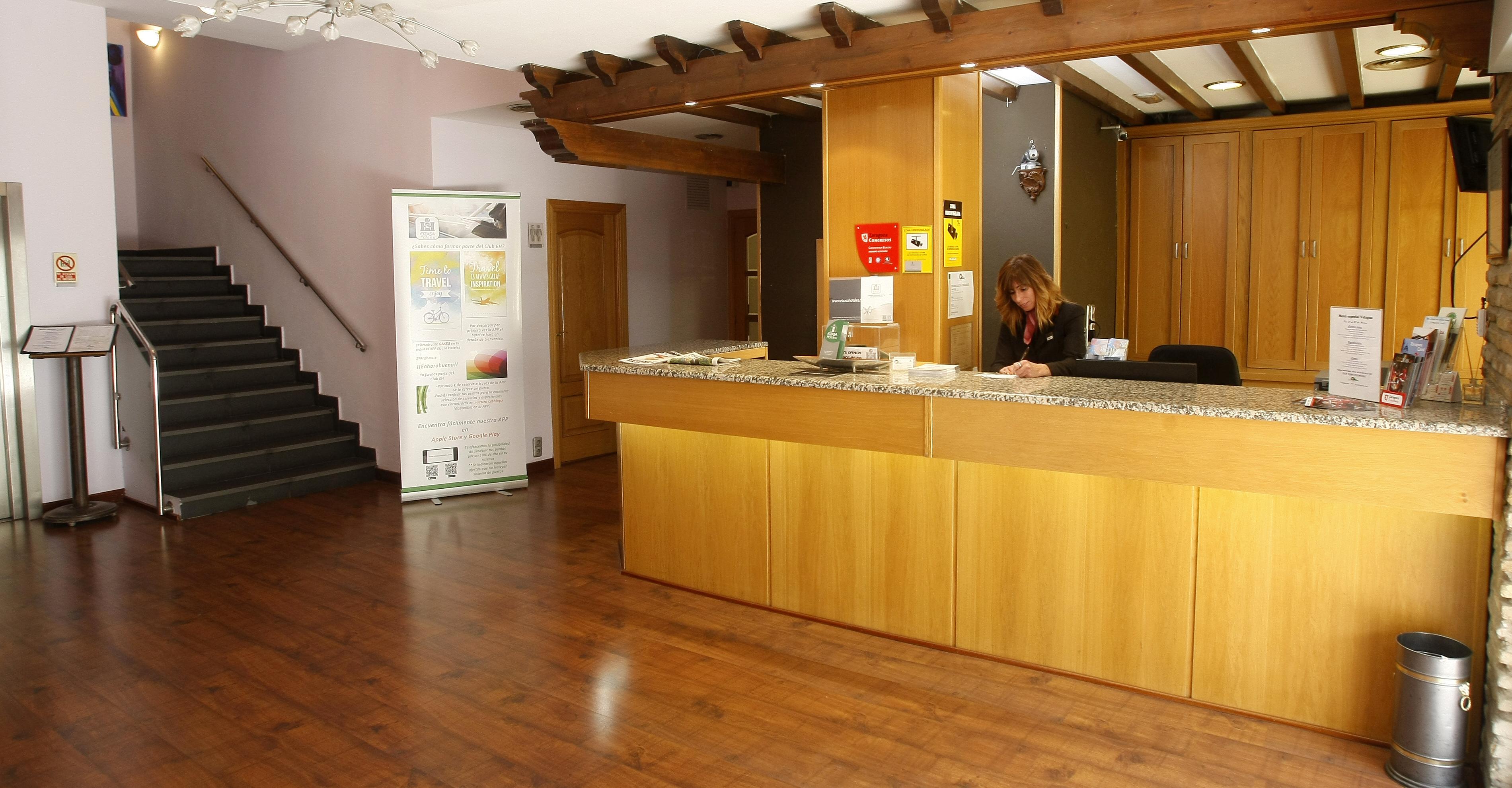 El águila Hotel