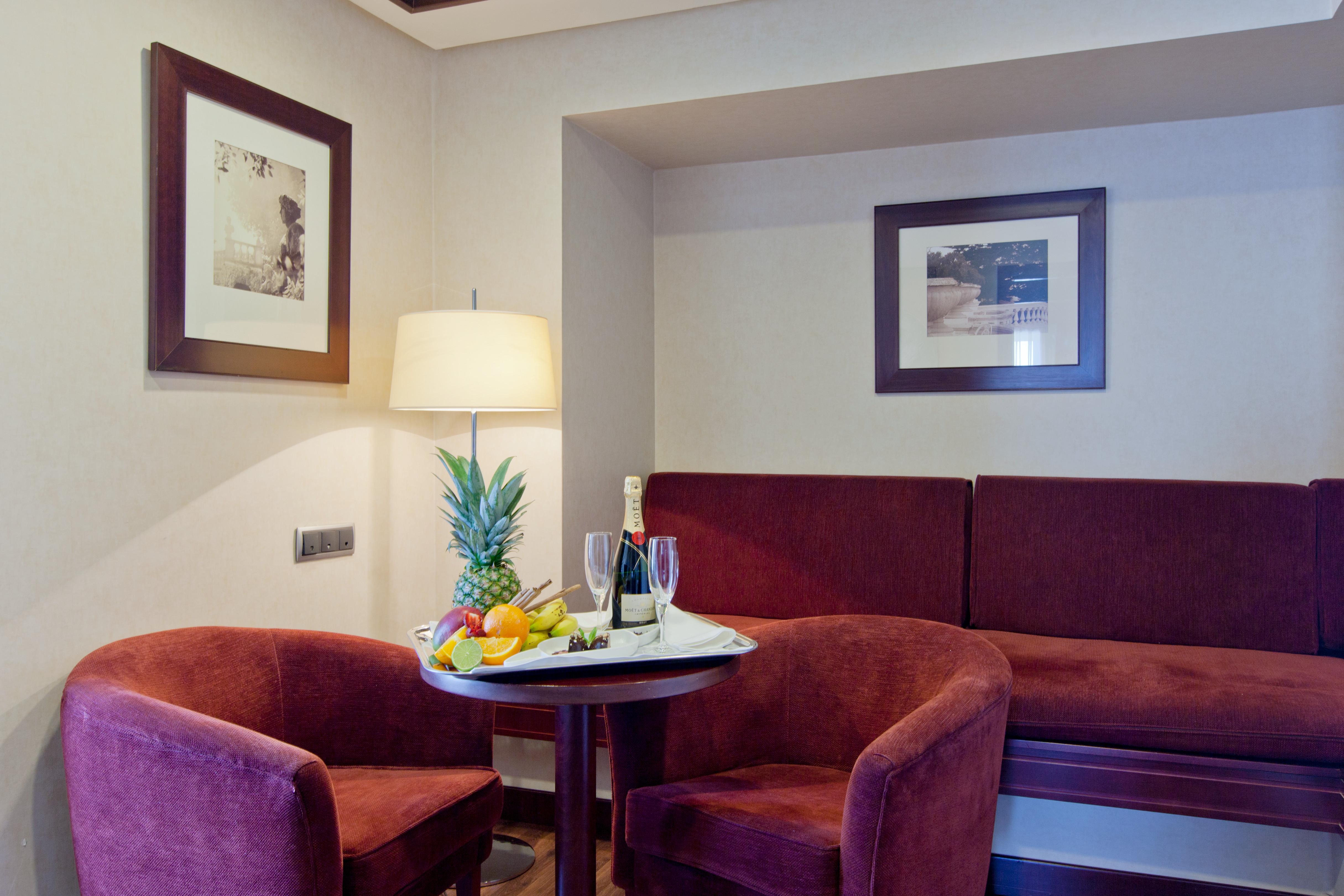 Andalucia Center Hotel