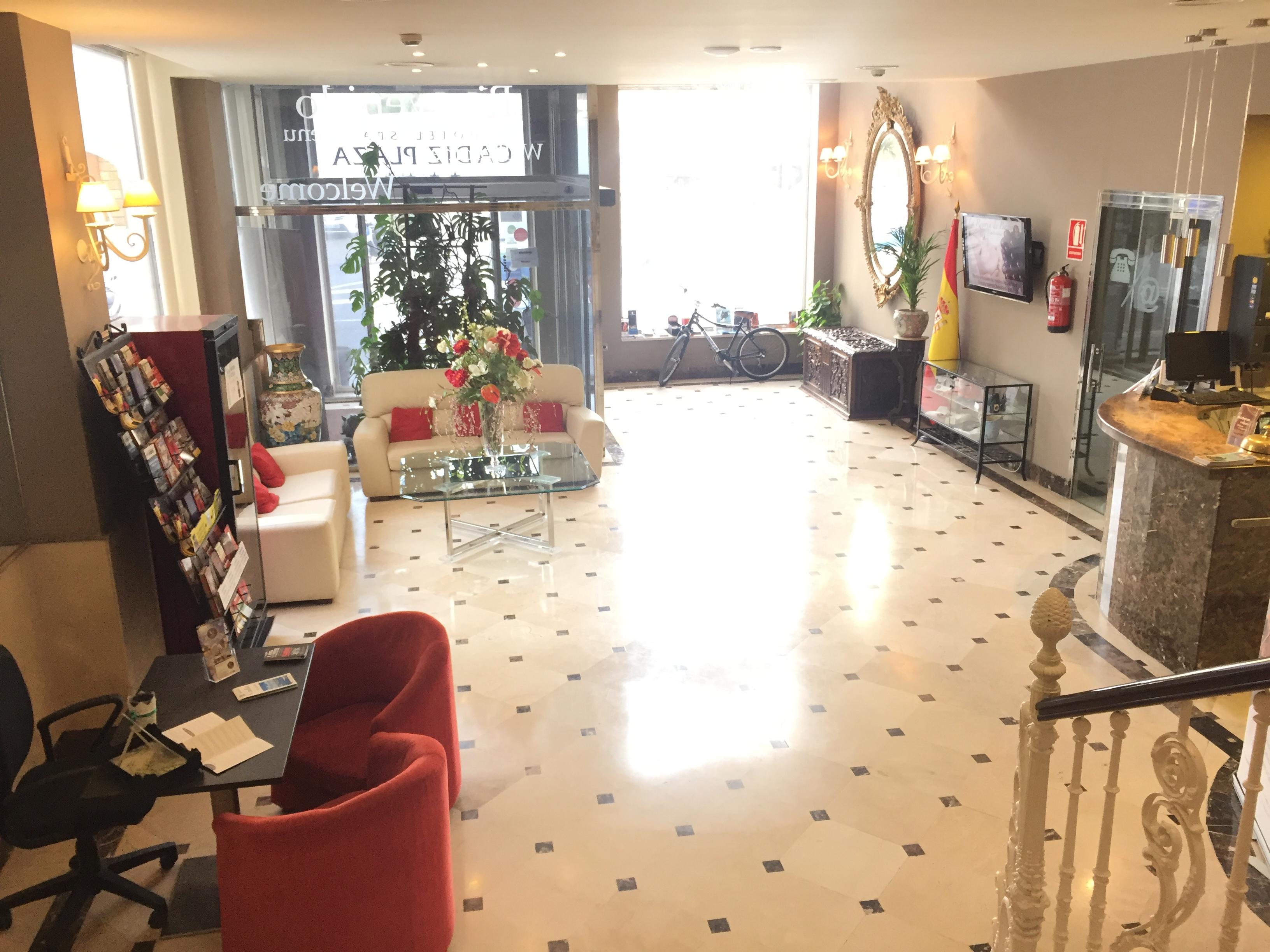 Hotel Plaza (adults Only)