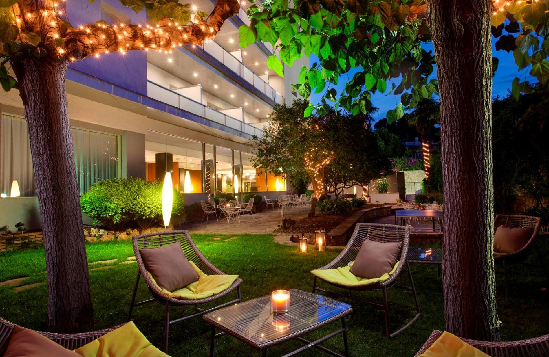 Astari Hotel