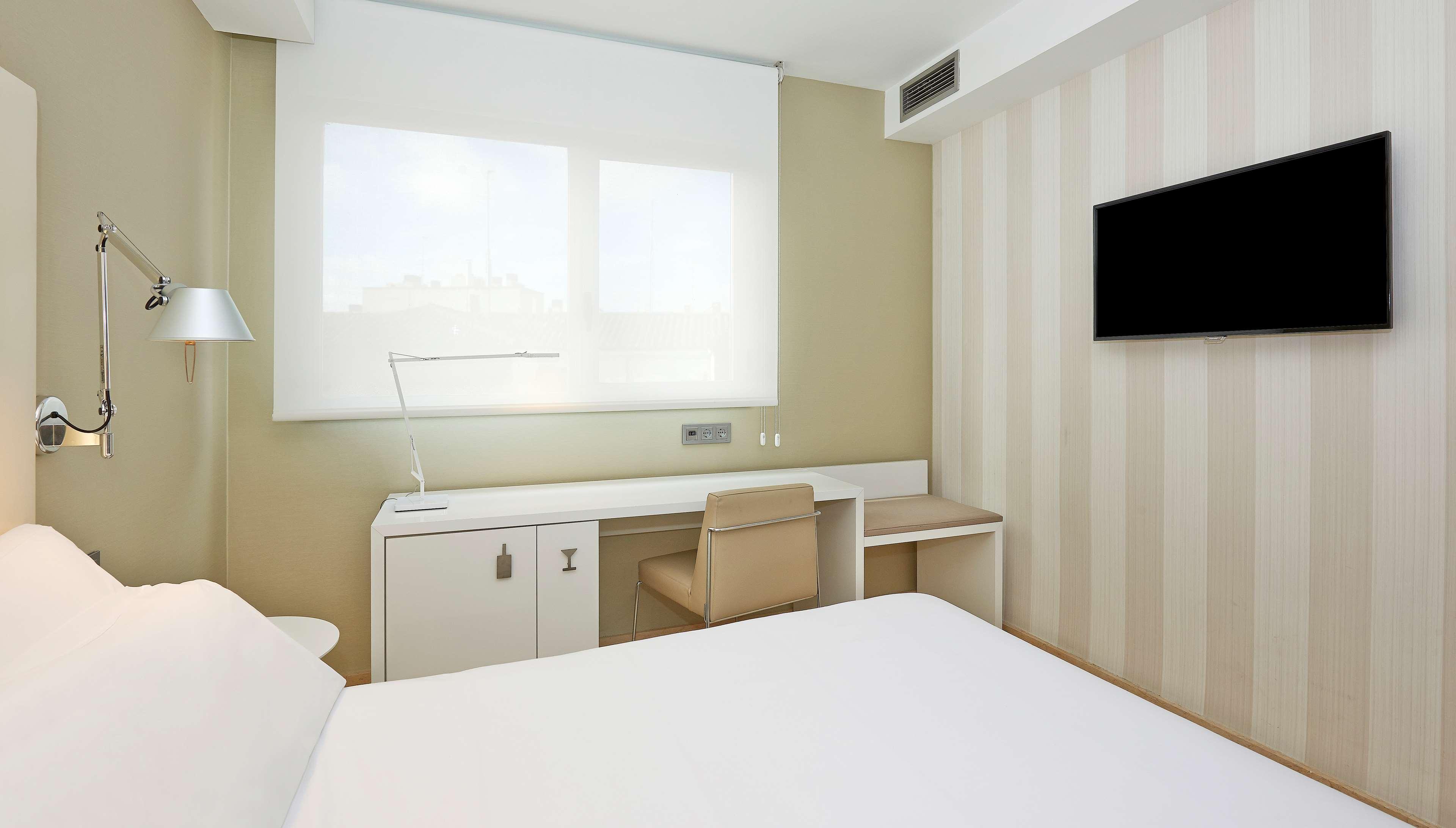 Nh Ciudad De Hotel