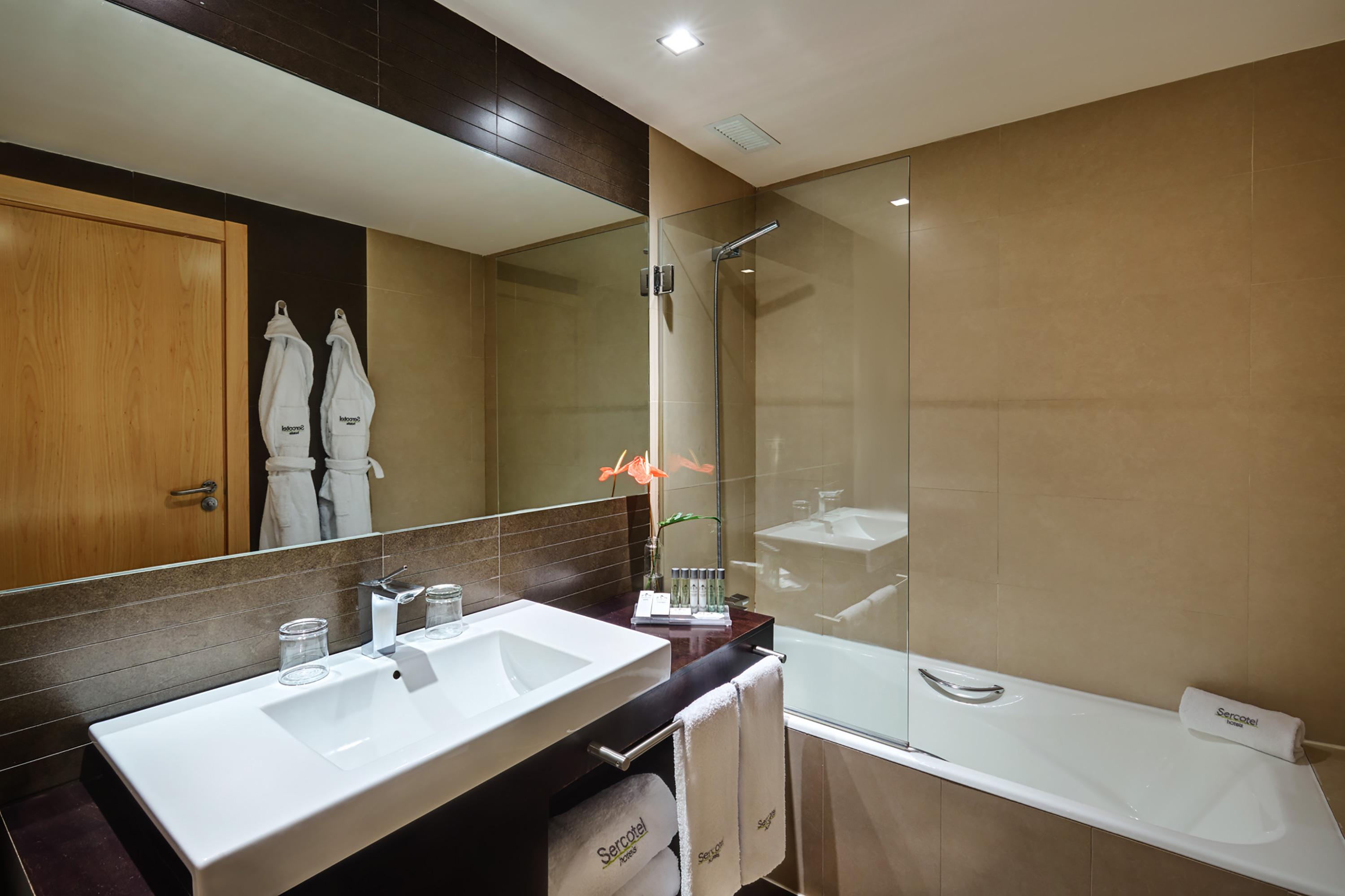 Sercotel Portales 3*