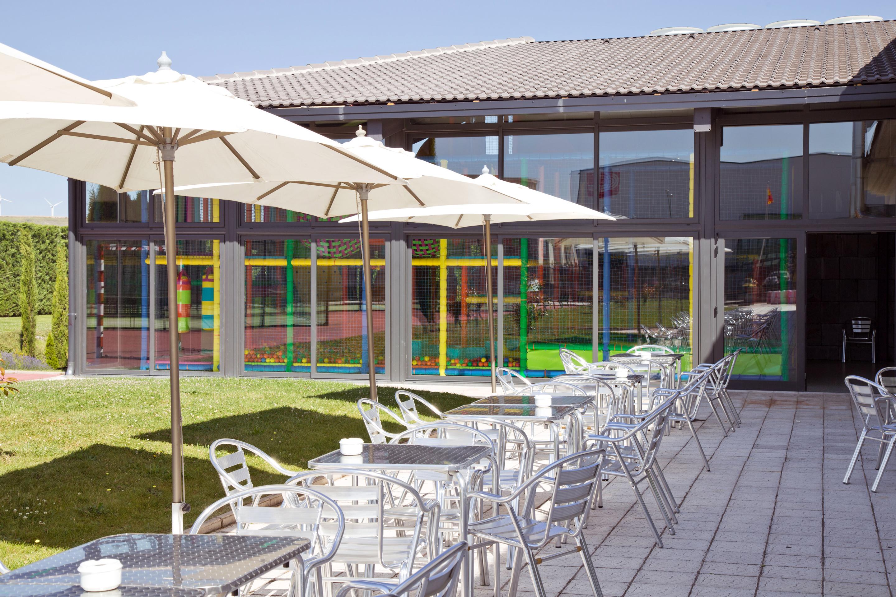 Hq La Galeria Hotel 4*
