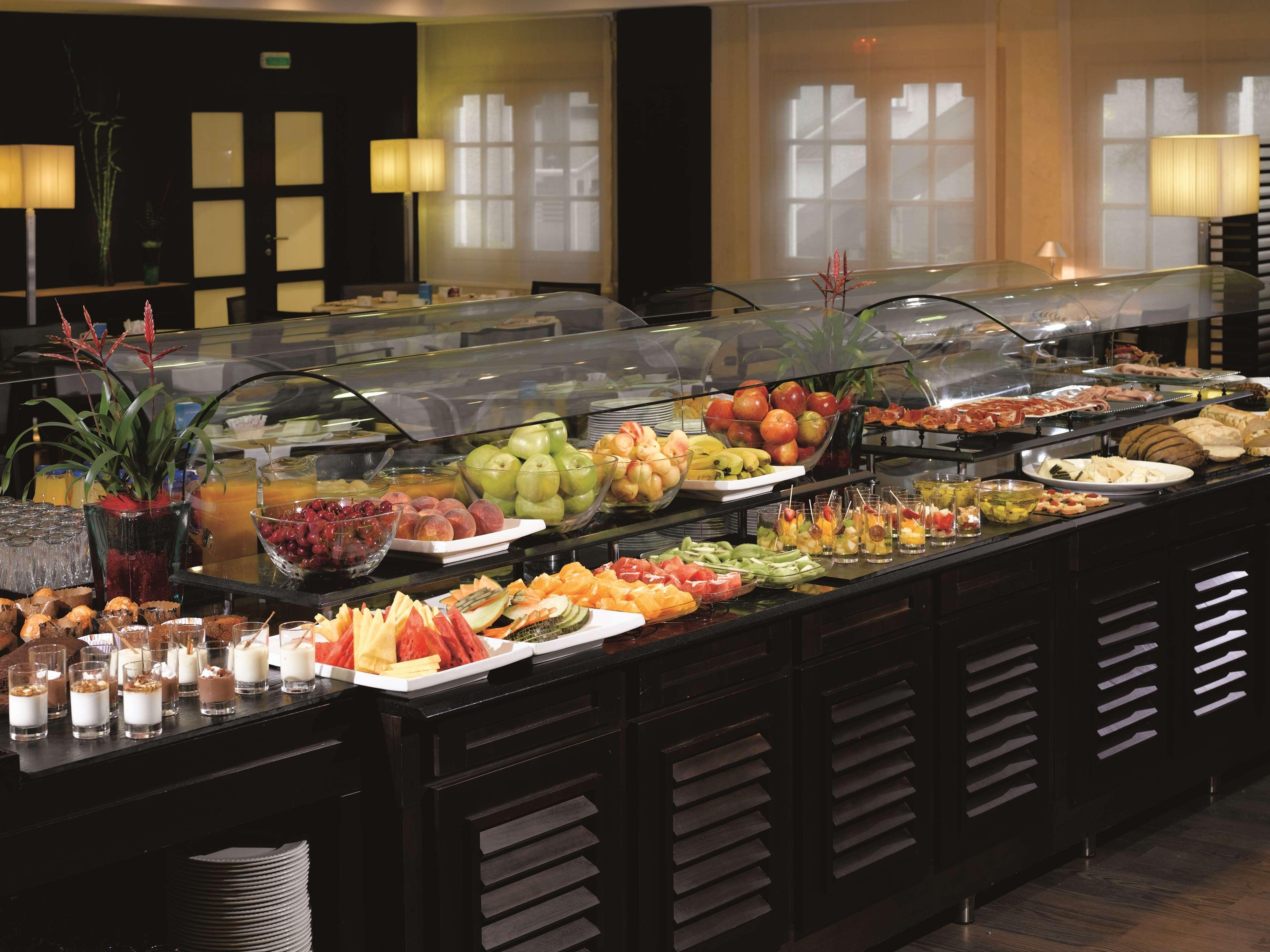 Nh Iruna Park Hotel Pamplona