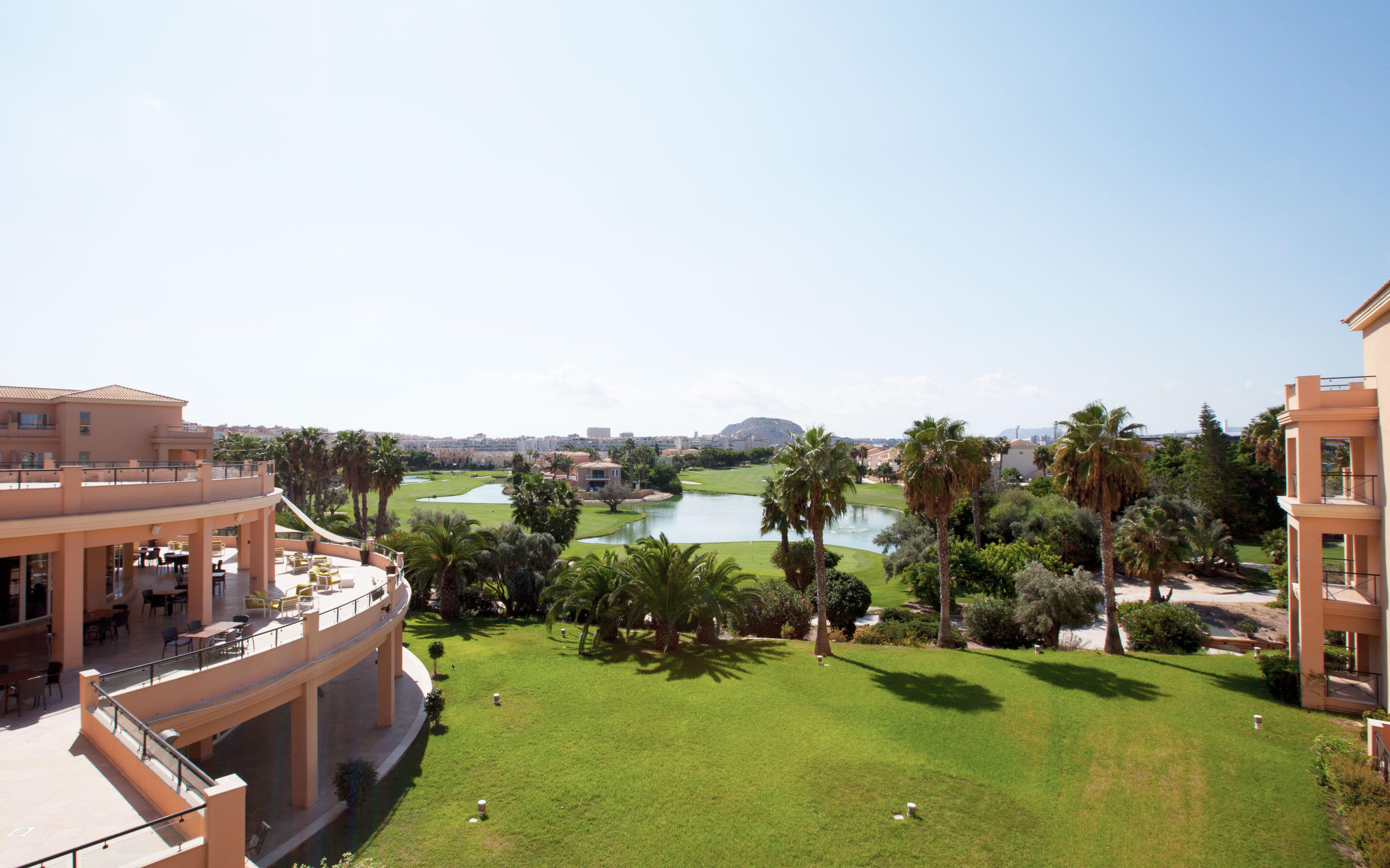 Golf Hotel