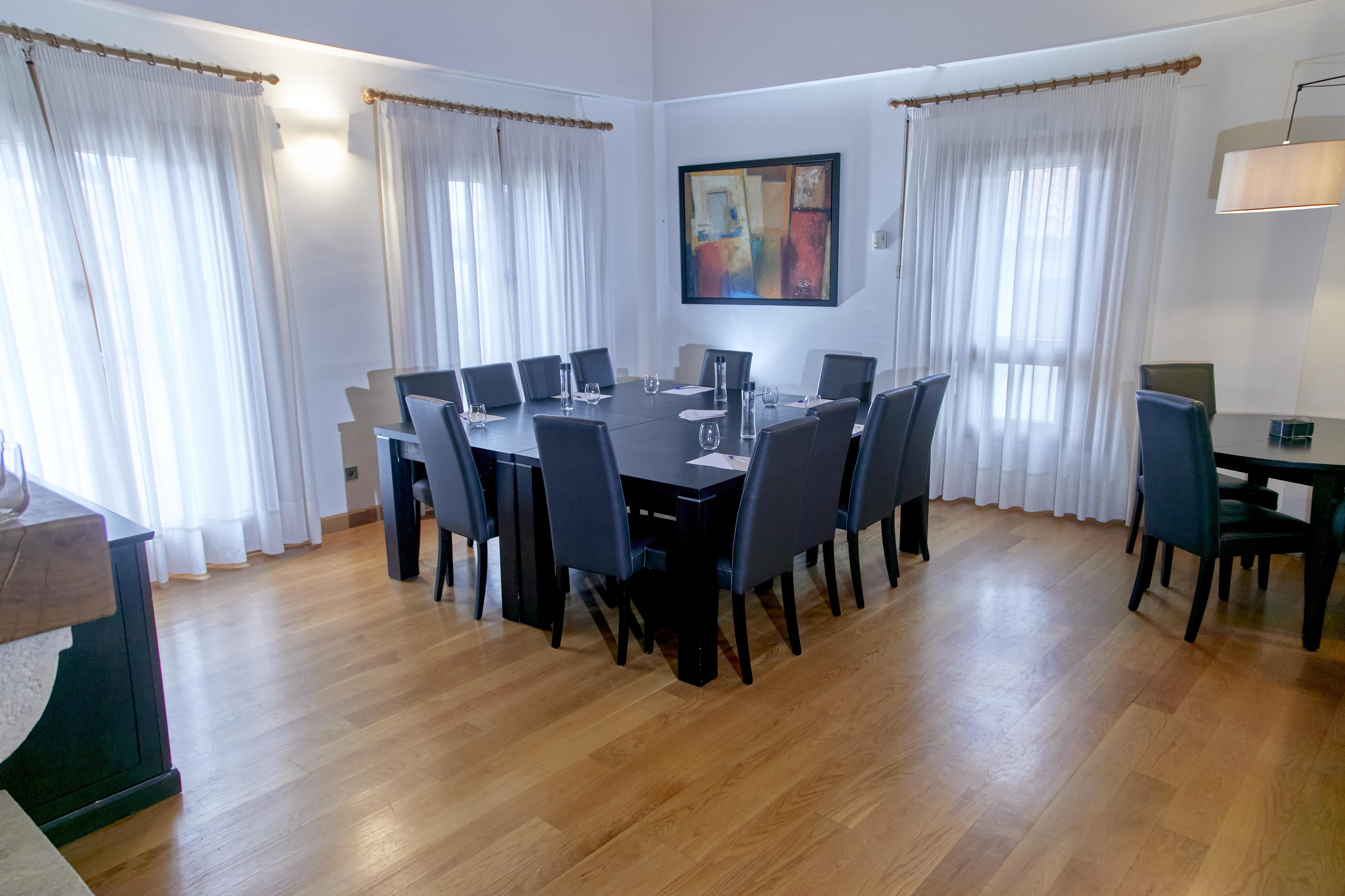 Casa Azcona Hotel 3*