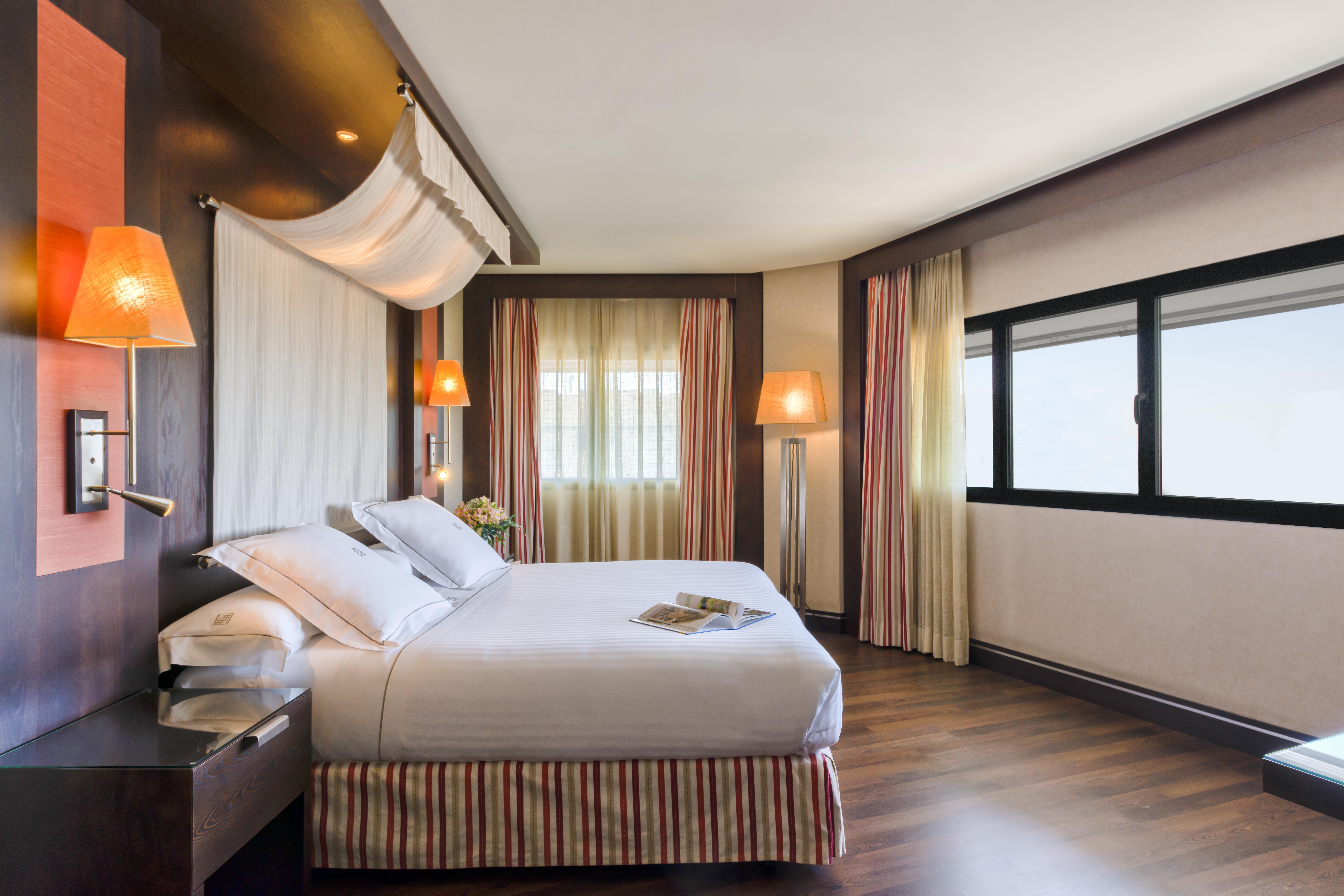 Center Hotel