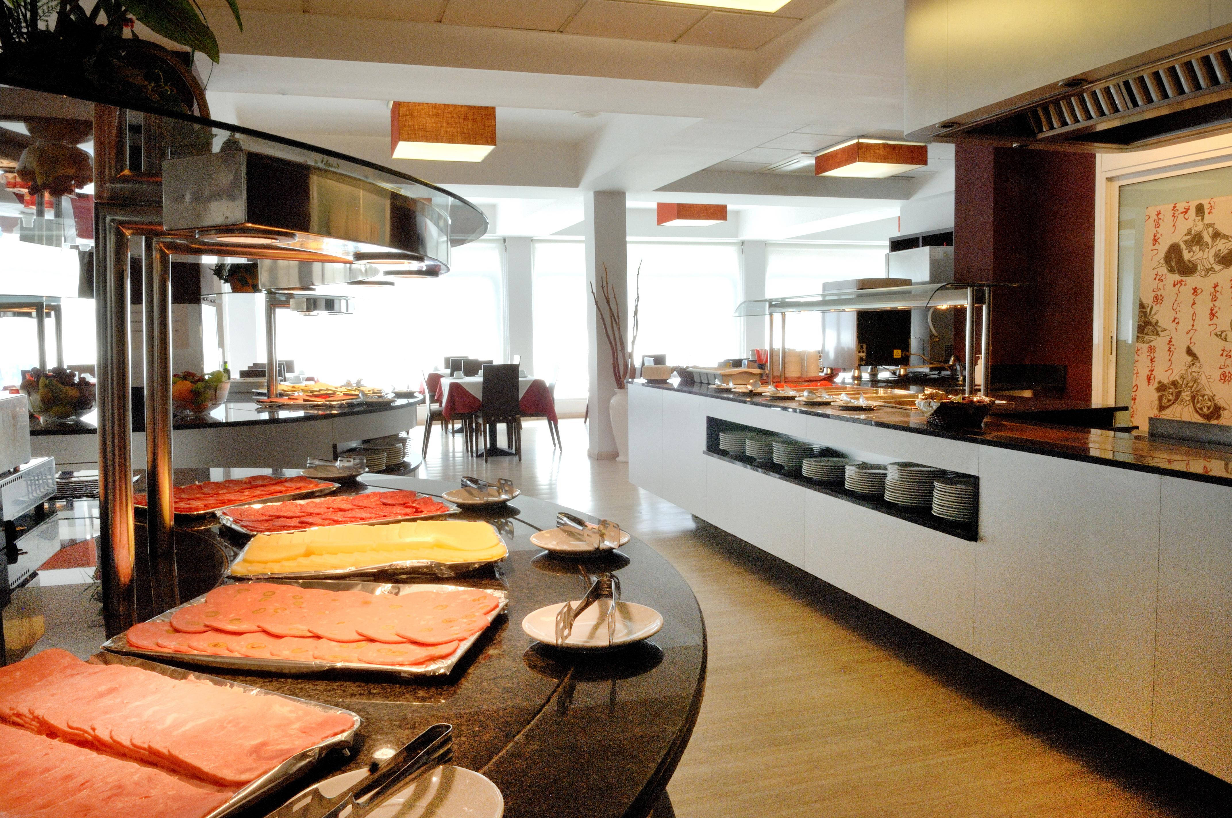 Evenia President Hotel 3*