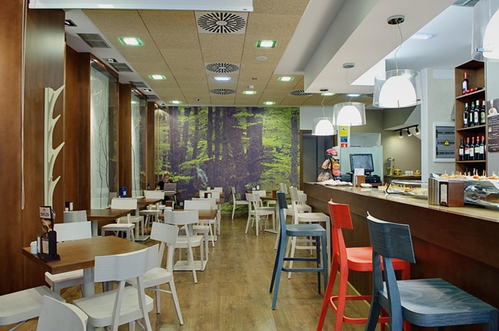 Santa Rosa, Blue Hotel Gijon