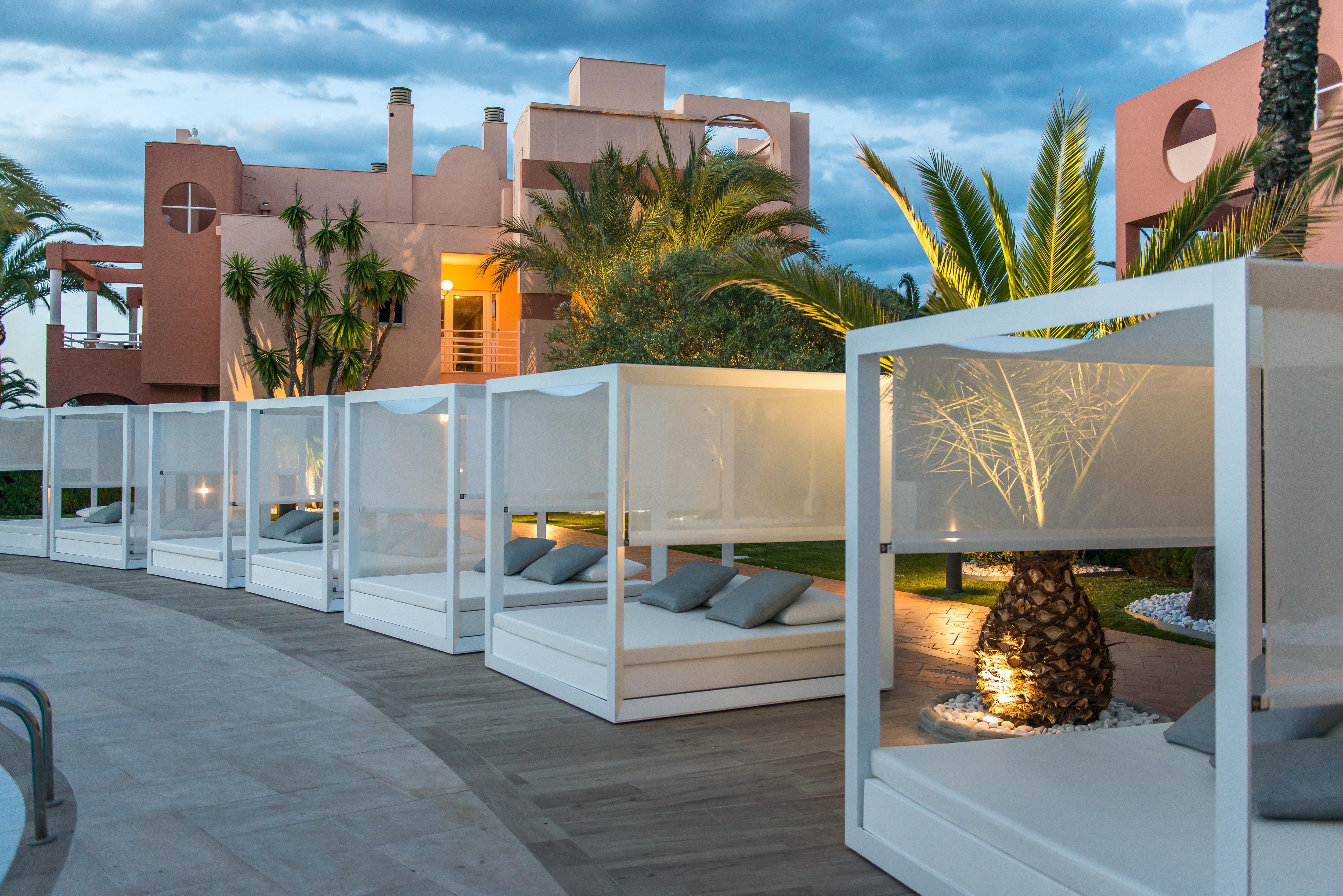 Nova & Golf Hotel 4*
