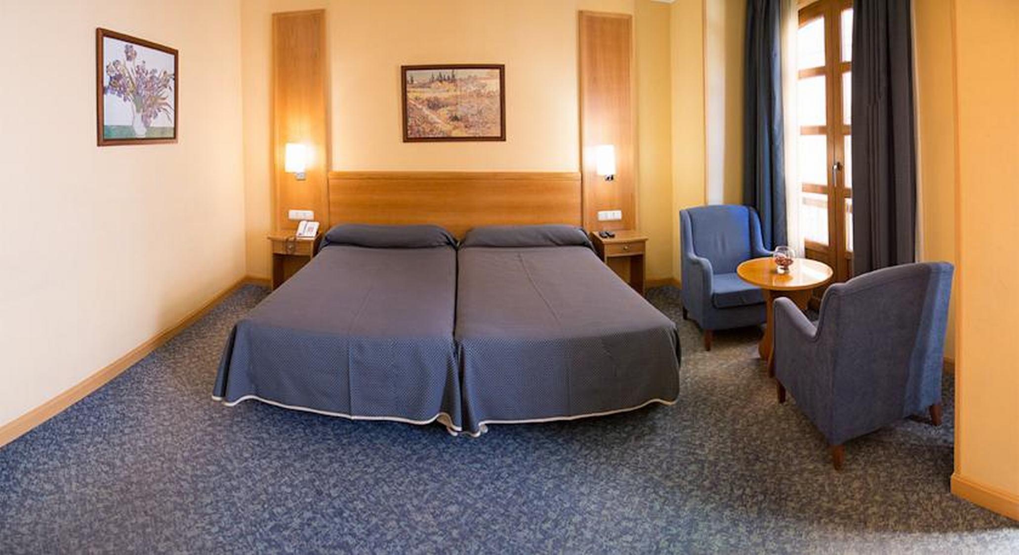 Hotel Torreluz Senior 3*