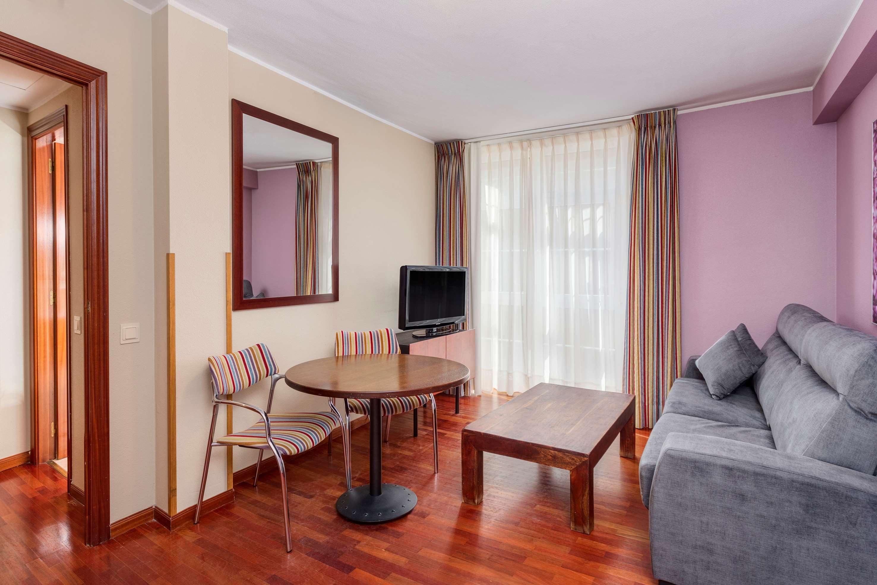 Tryp Sofia Parquesol