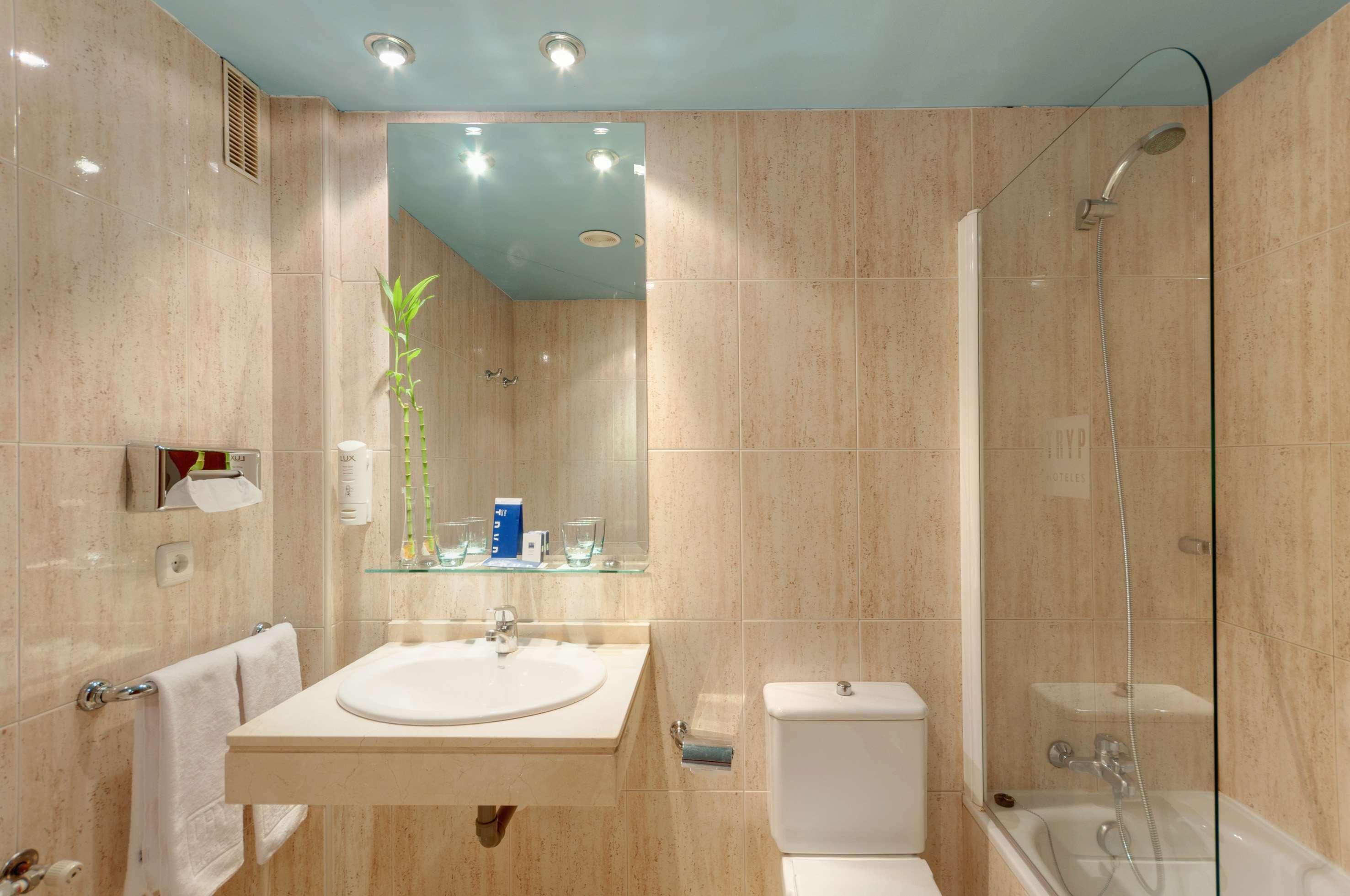 Tryp Sofia Parquesol Hotel 3*