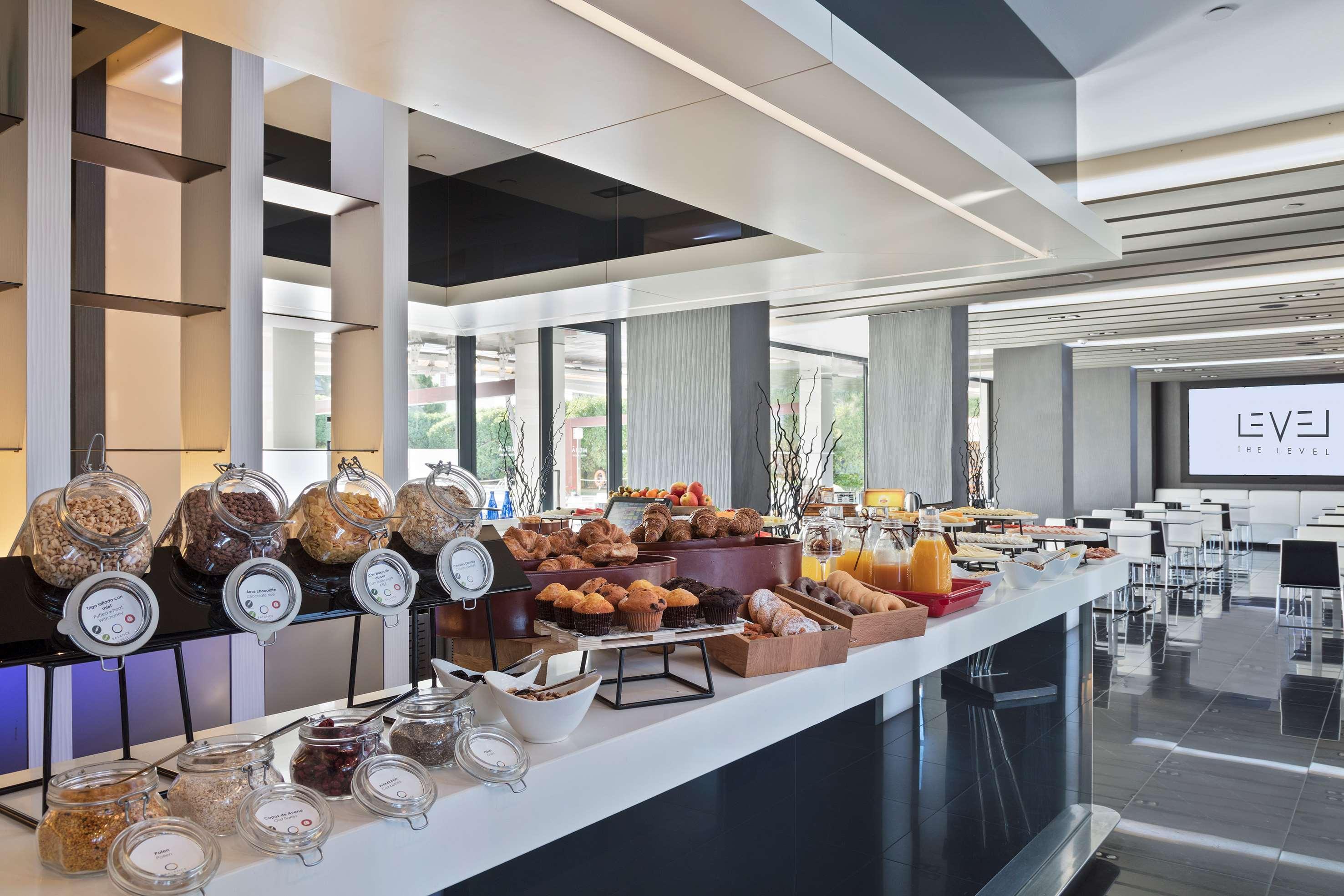 Melia Hotel 4*