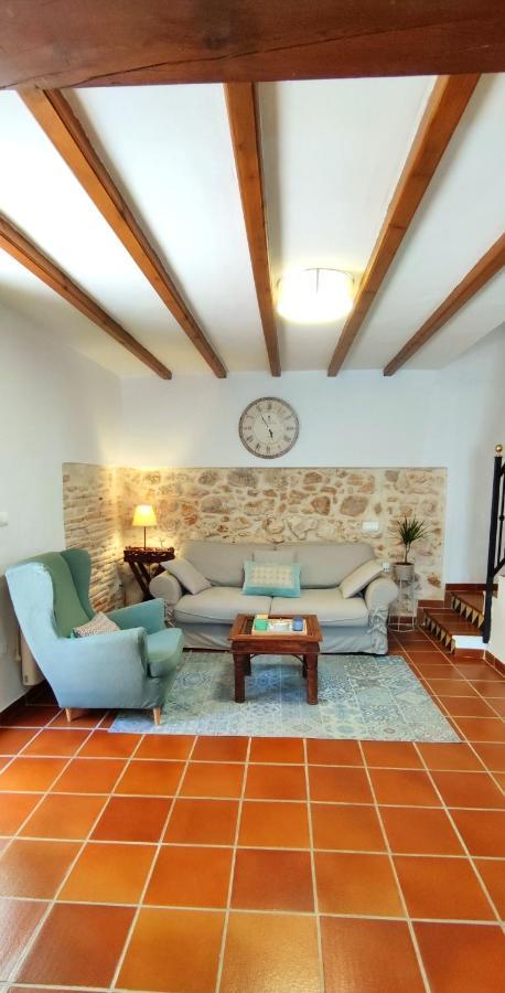 Masia De San Juan Casa Numero 1 En Castillo Con Piscina Y Aire Acondicionado *