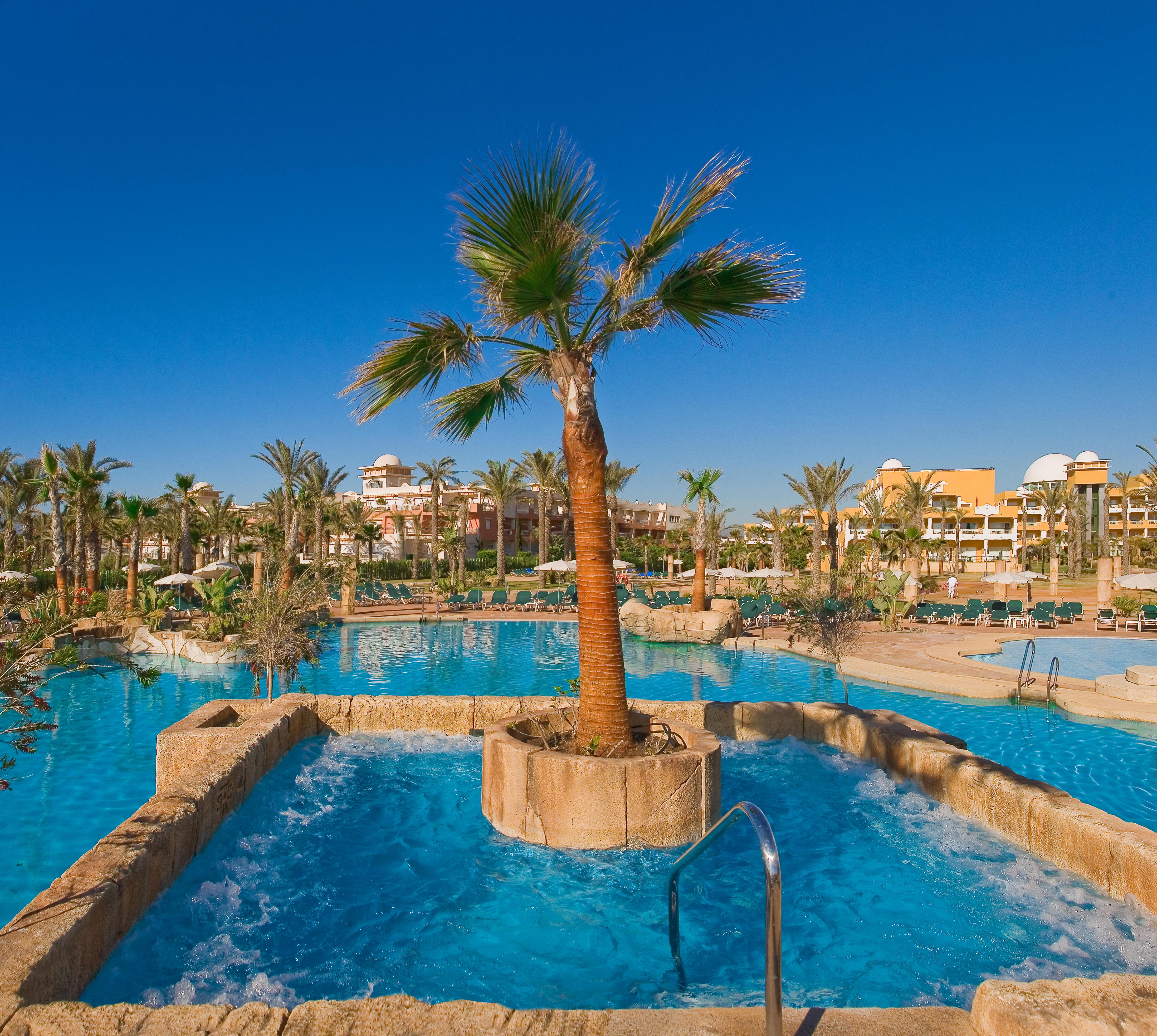 Playazimbali 4*