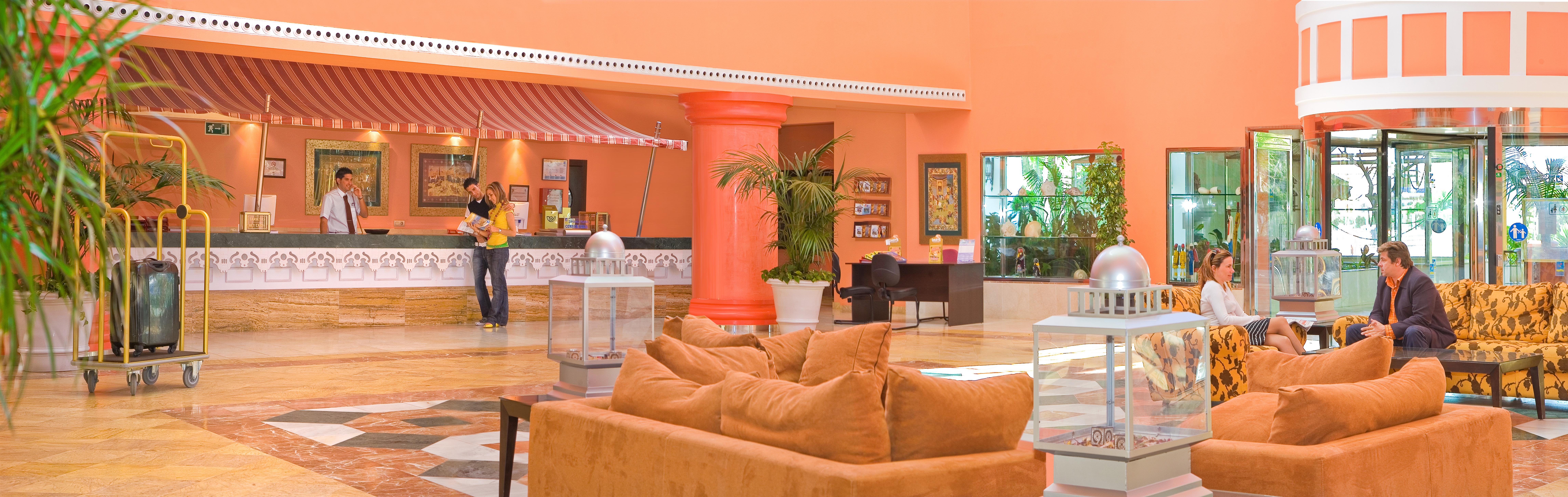 Playazimbali 4*