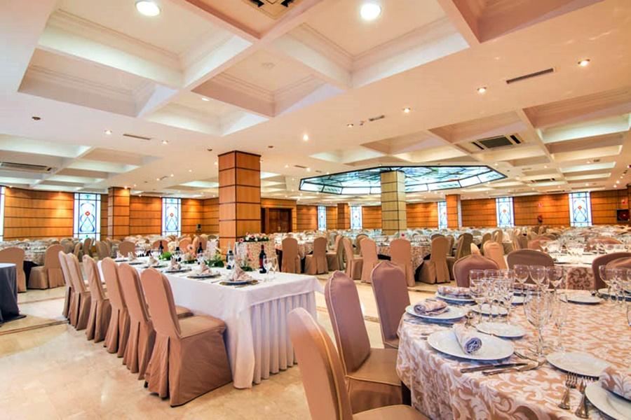 Hotel Abades 3*