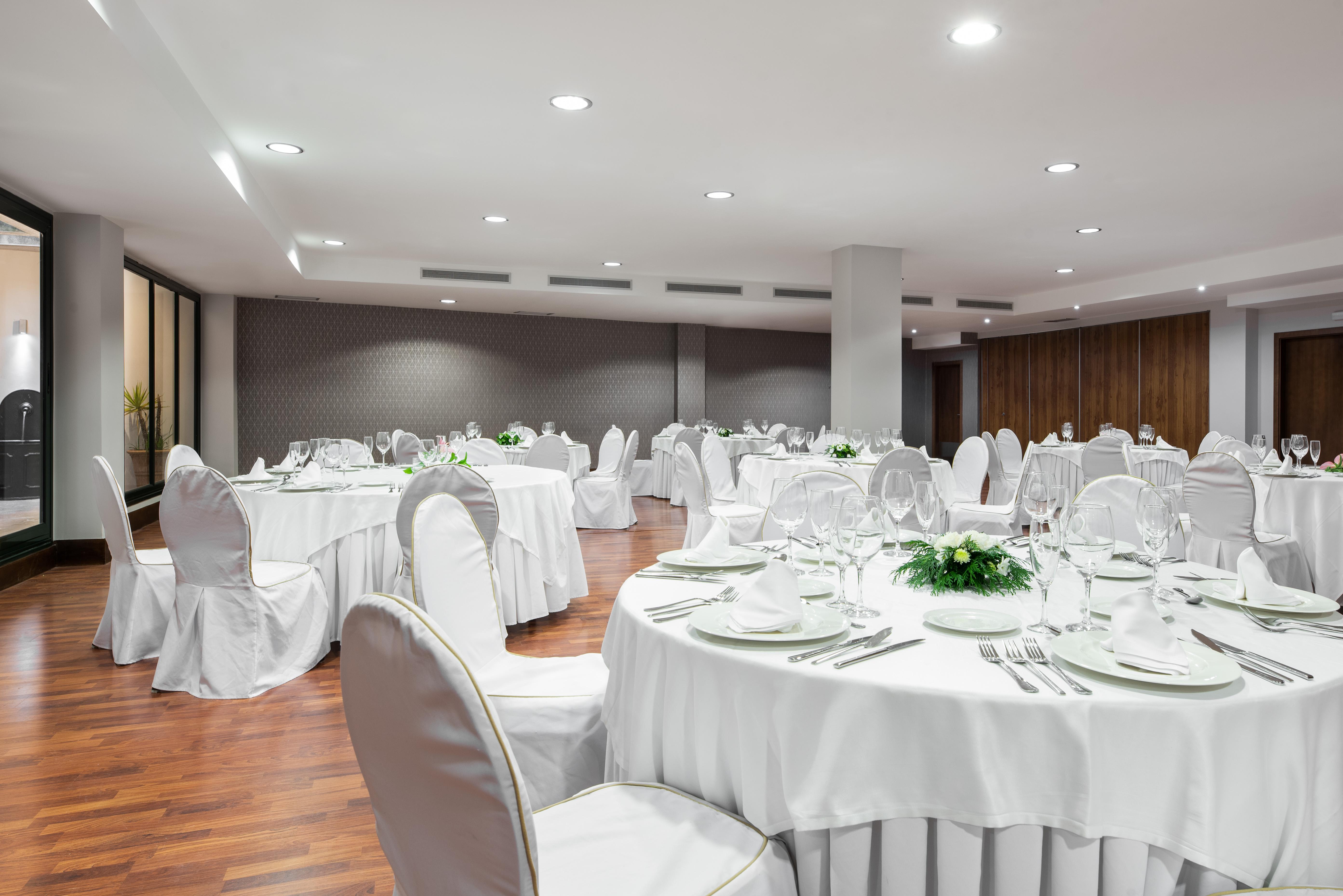 Exe Agora Hotel 4*