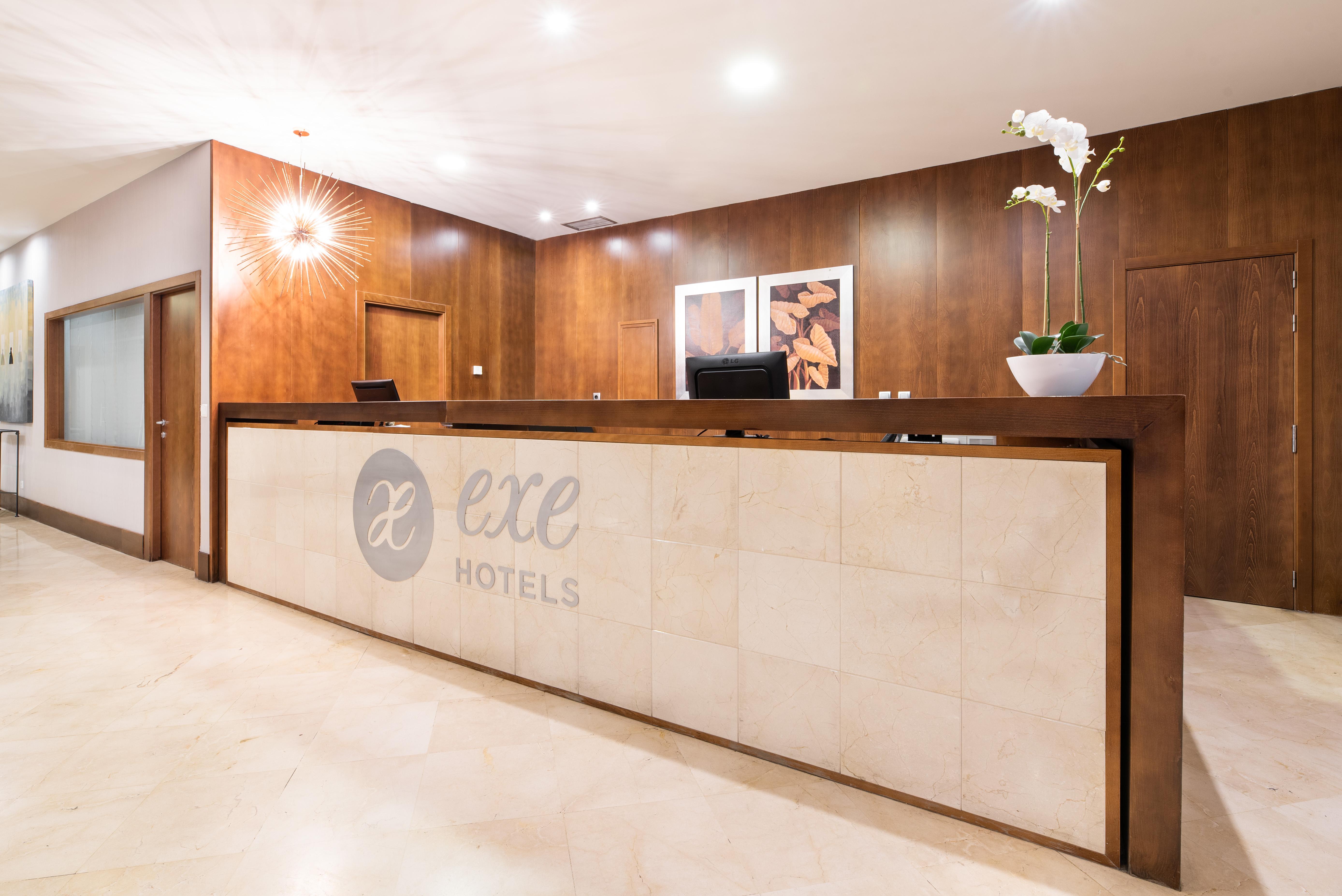 Hotel Exe Agora 4*