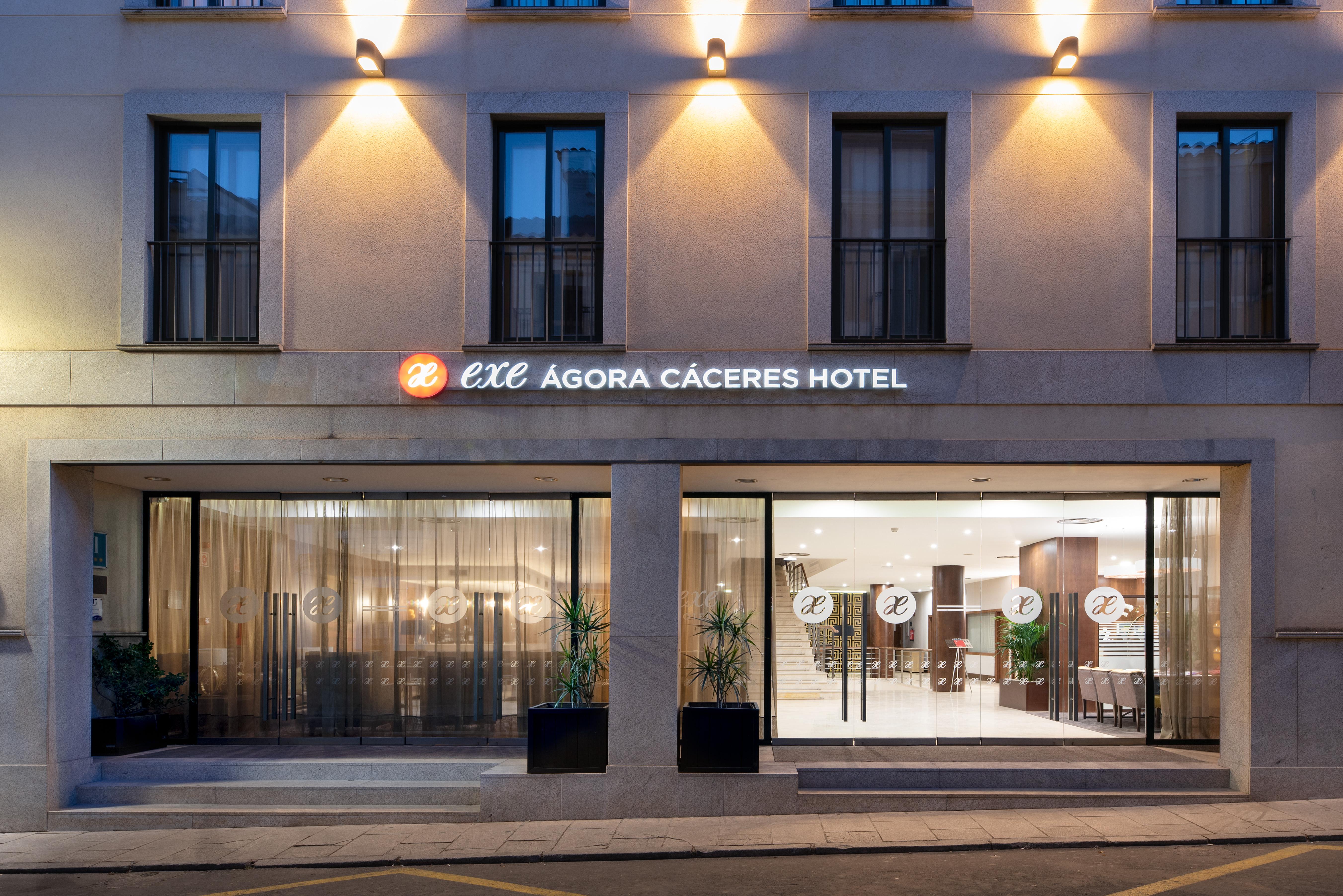 Hotel Exe Agora 4*