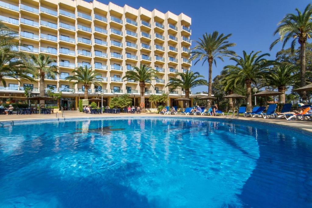 Port Hotel 3*