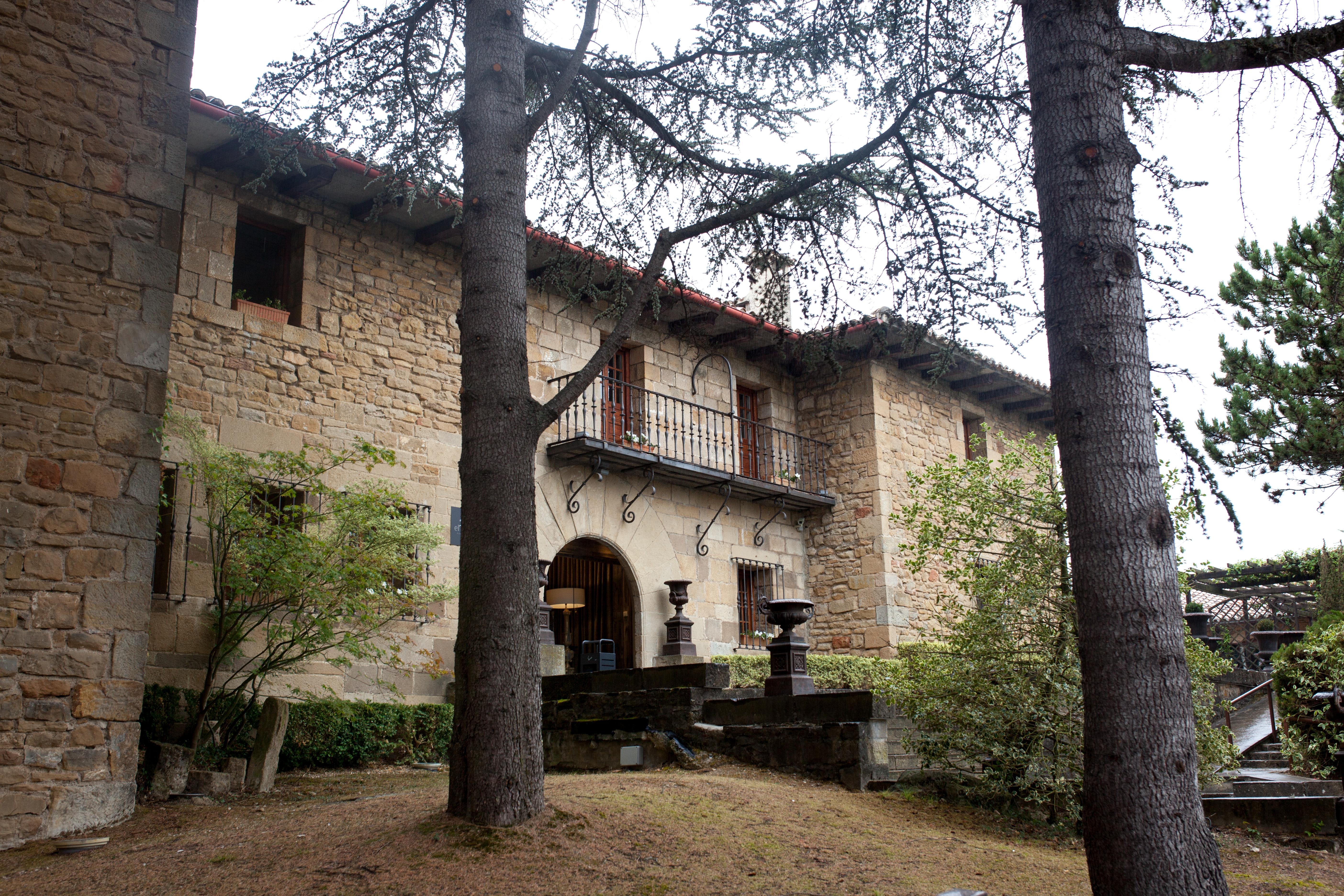 Luze El Toro Hotel 4*