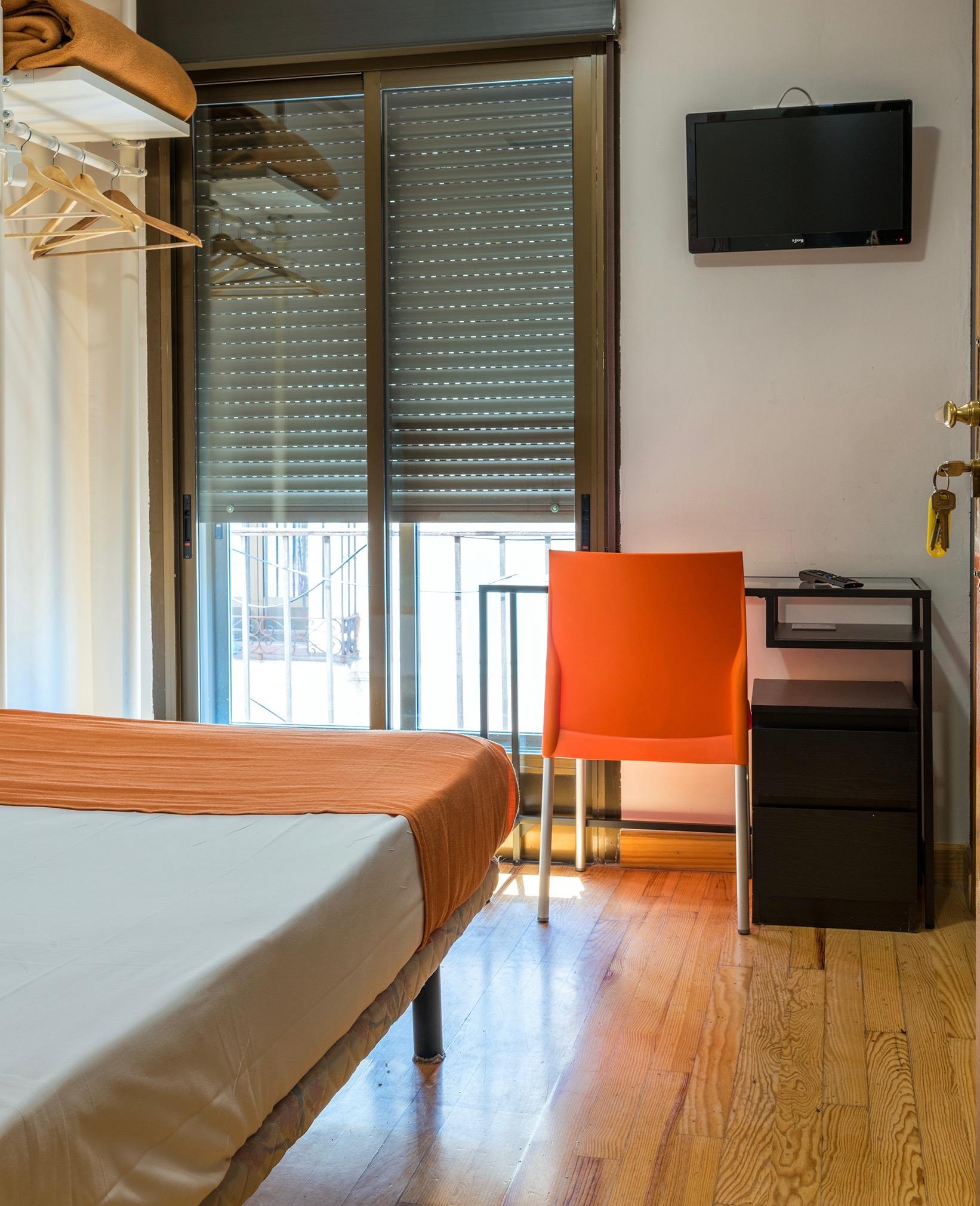 Hotel H2 2*