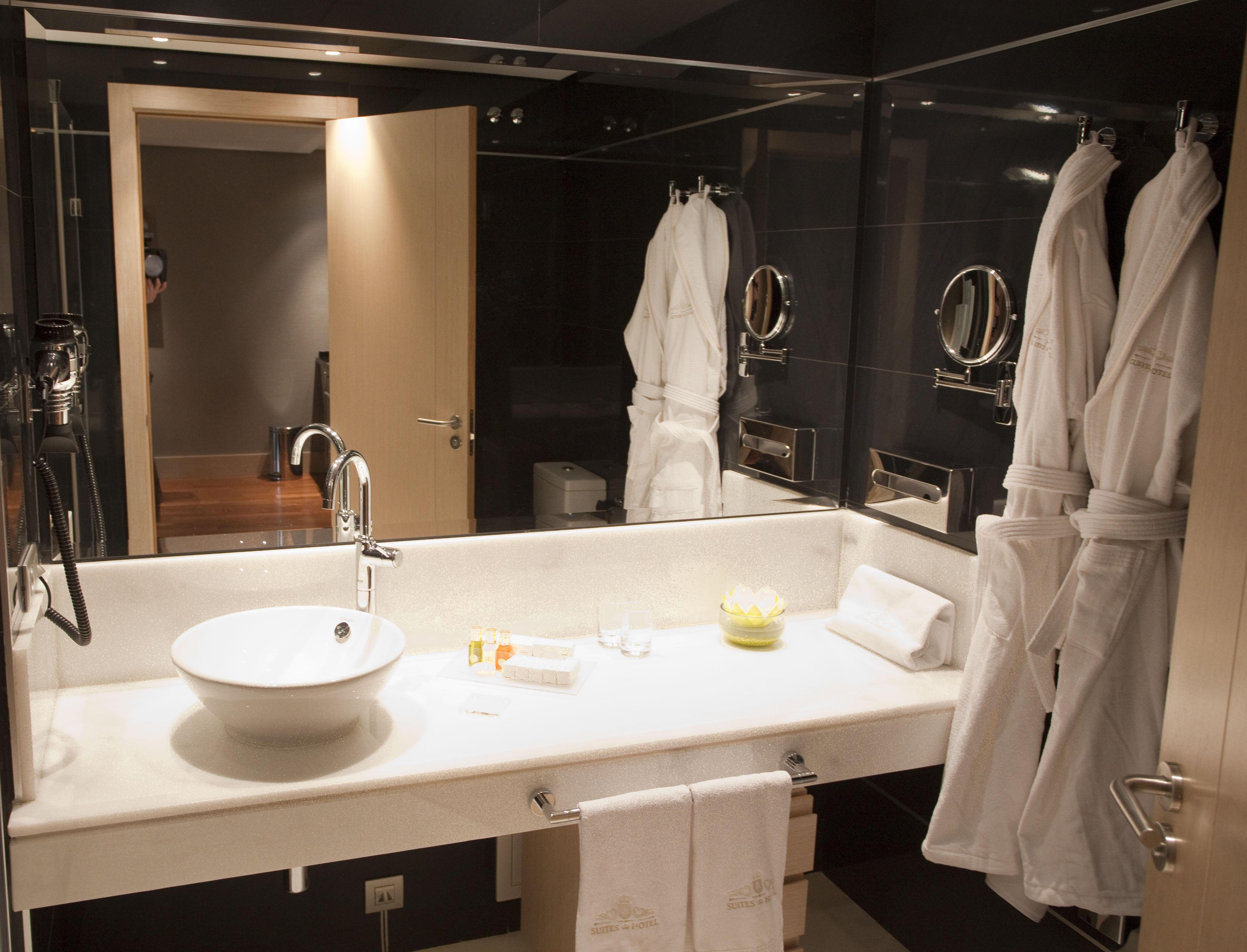 Nexus Suites&hotel