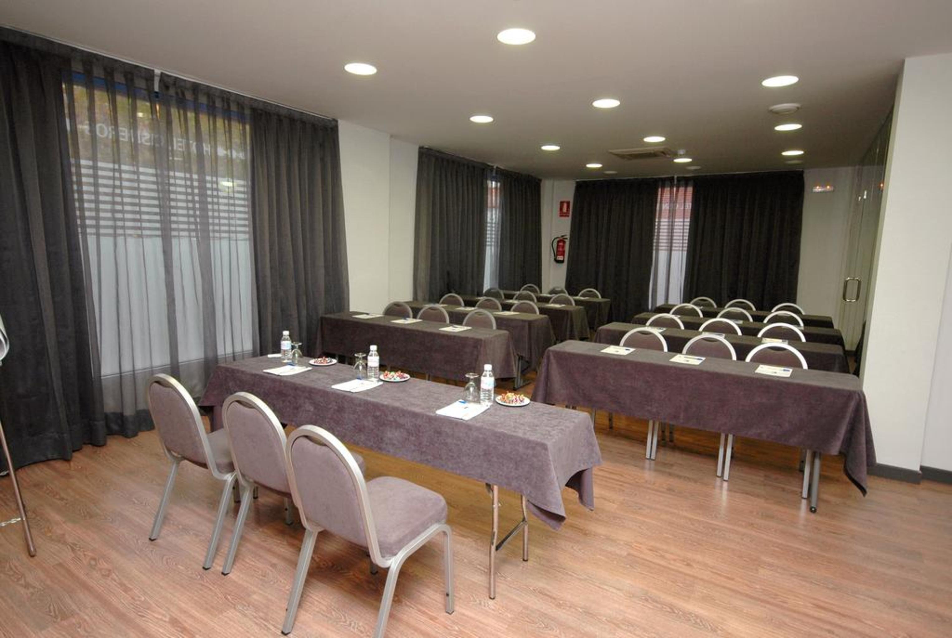 Hotel Cisneros Alcala de Henares