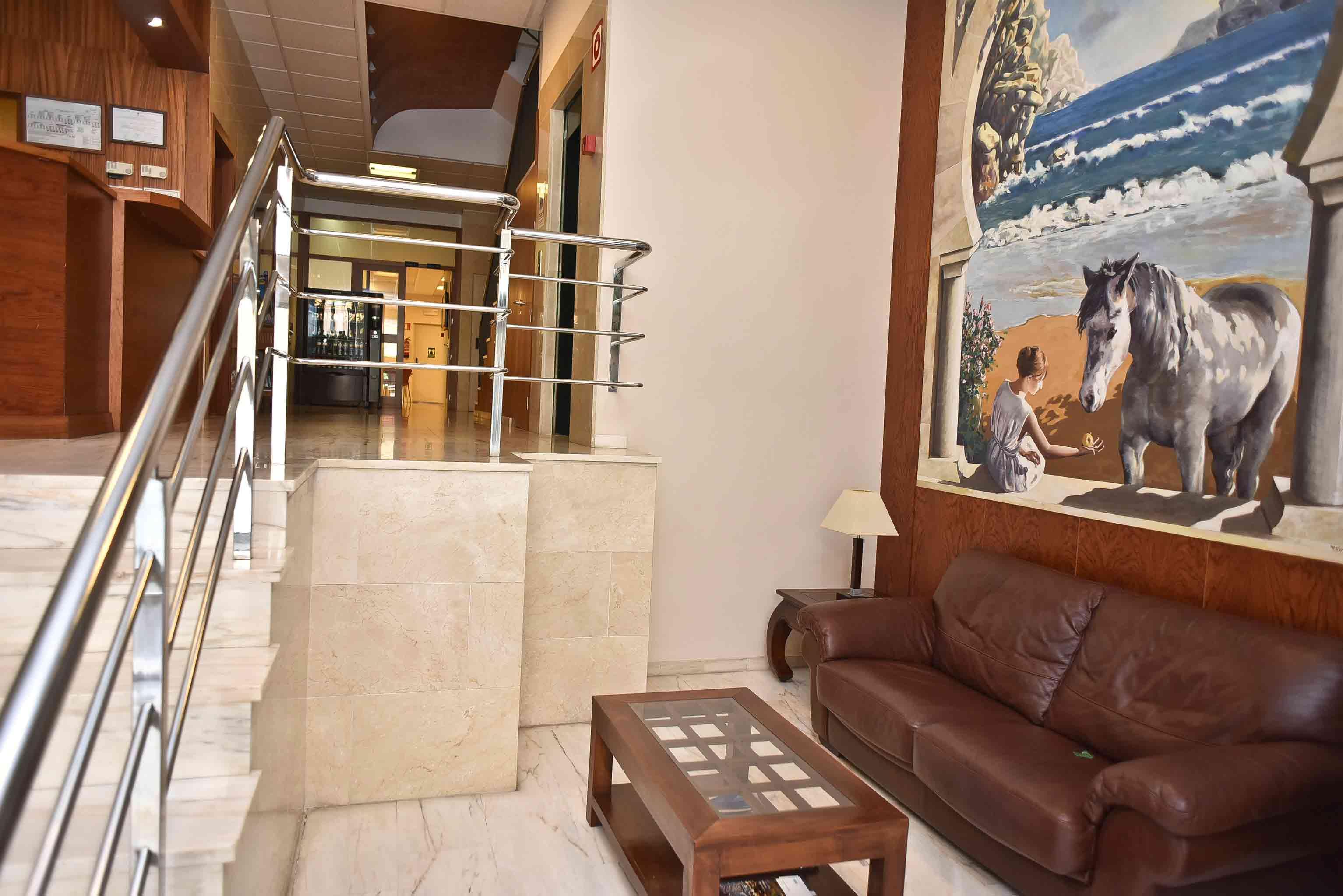 Adsubia Hotel 2*