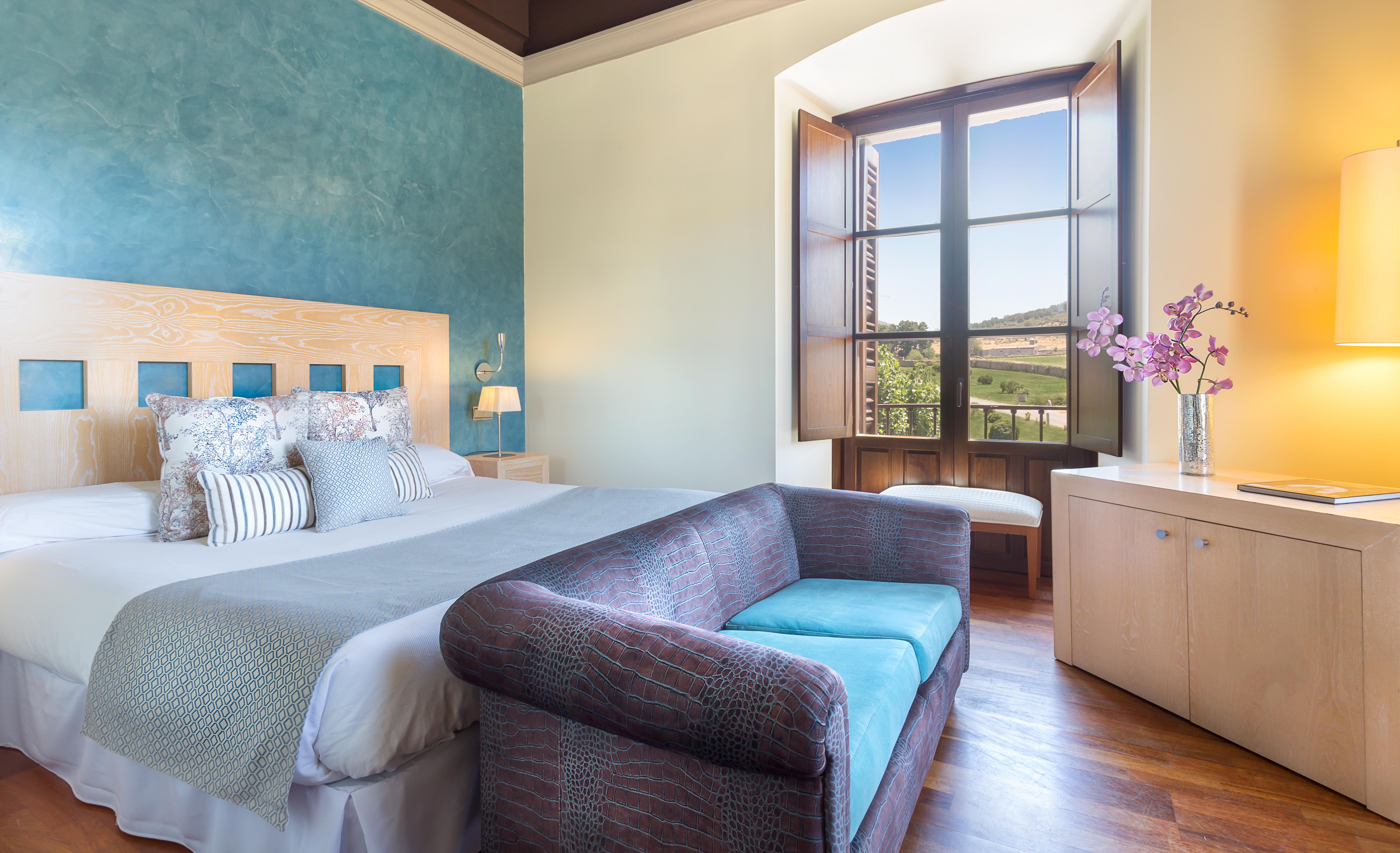 Hotel Izan Puerta De Gredos 4*
