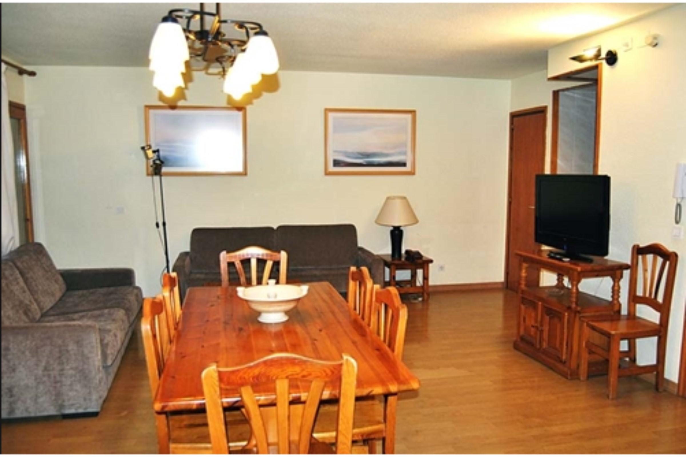 Sno Edelweiss Hotel