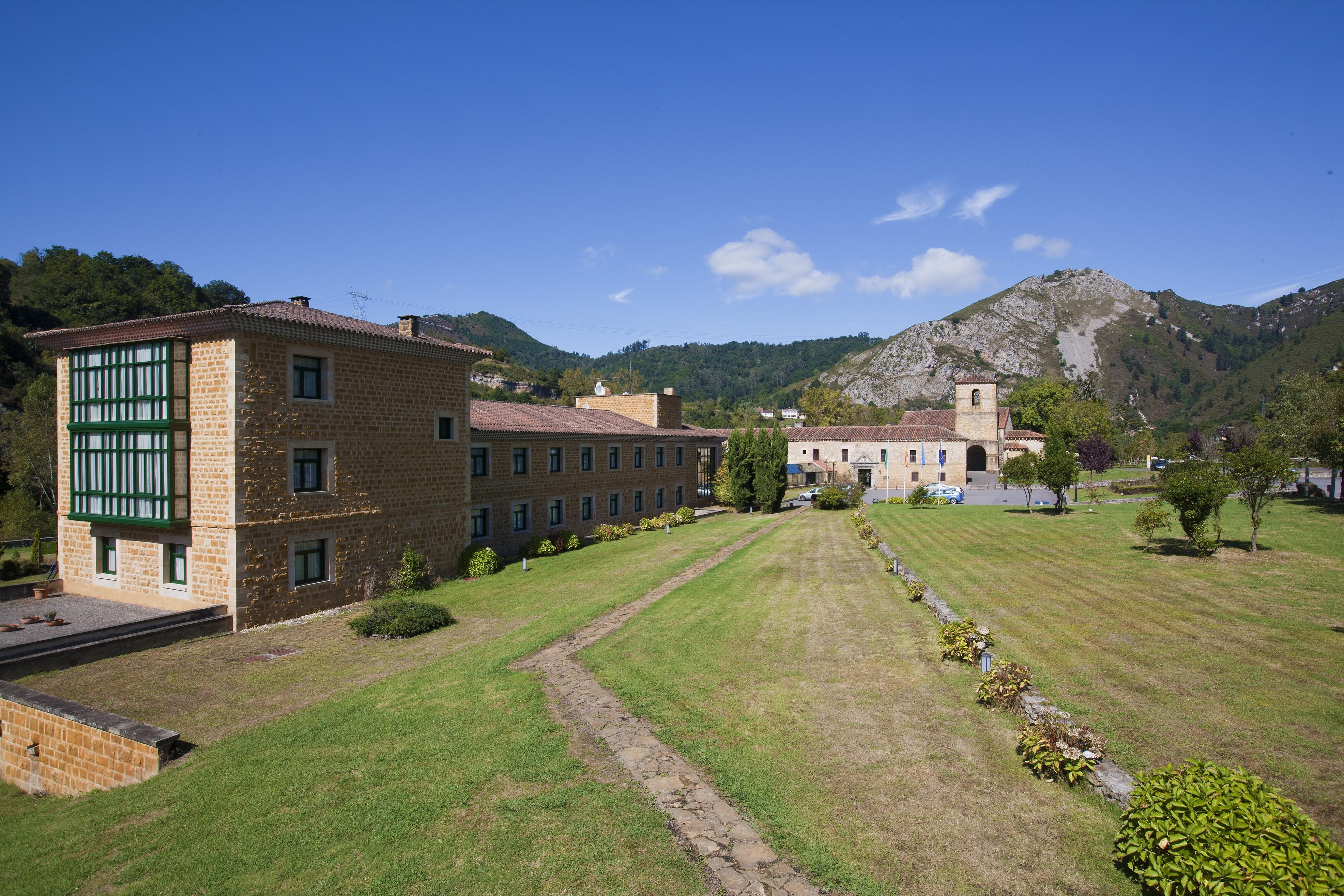 De Cangas De Onís 4*