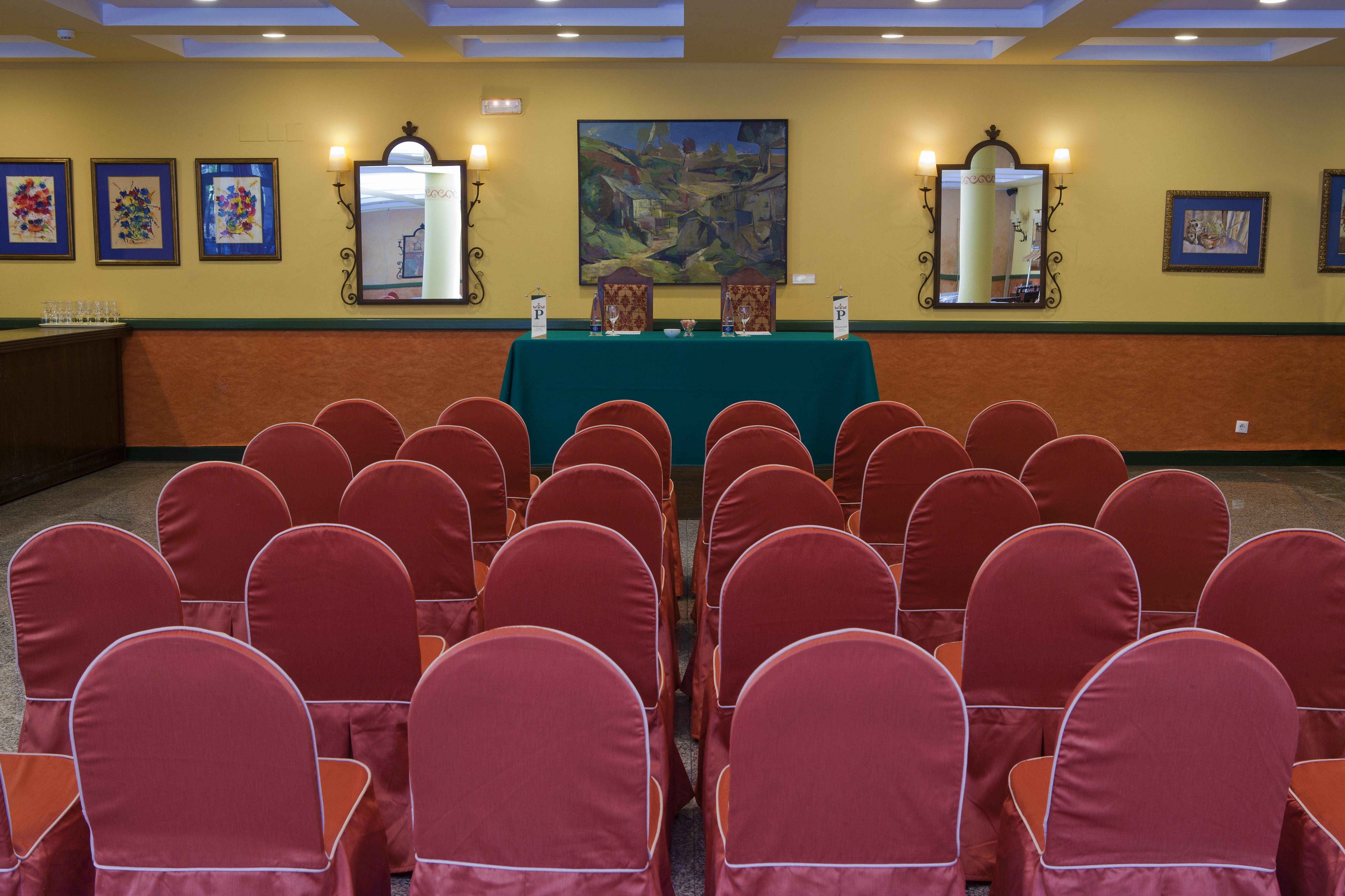 De Cangas De Onís Hotel