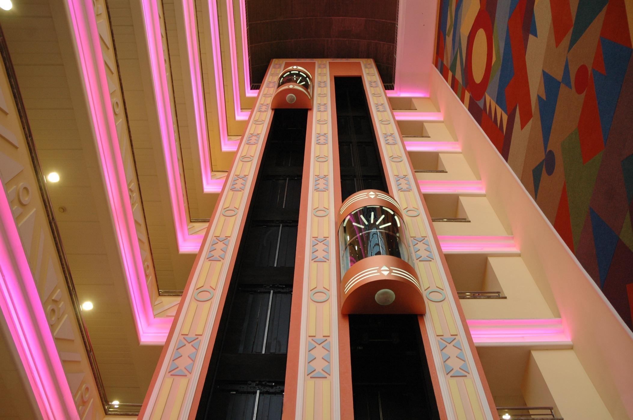 Tropic Hotel