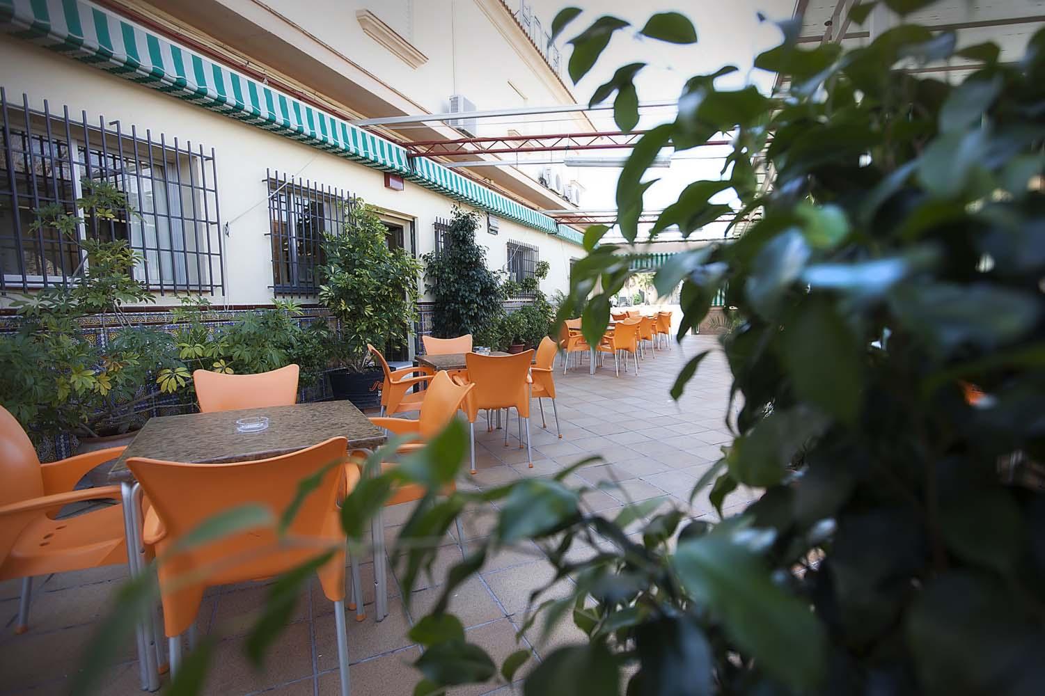 Catalan Hotel *