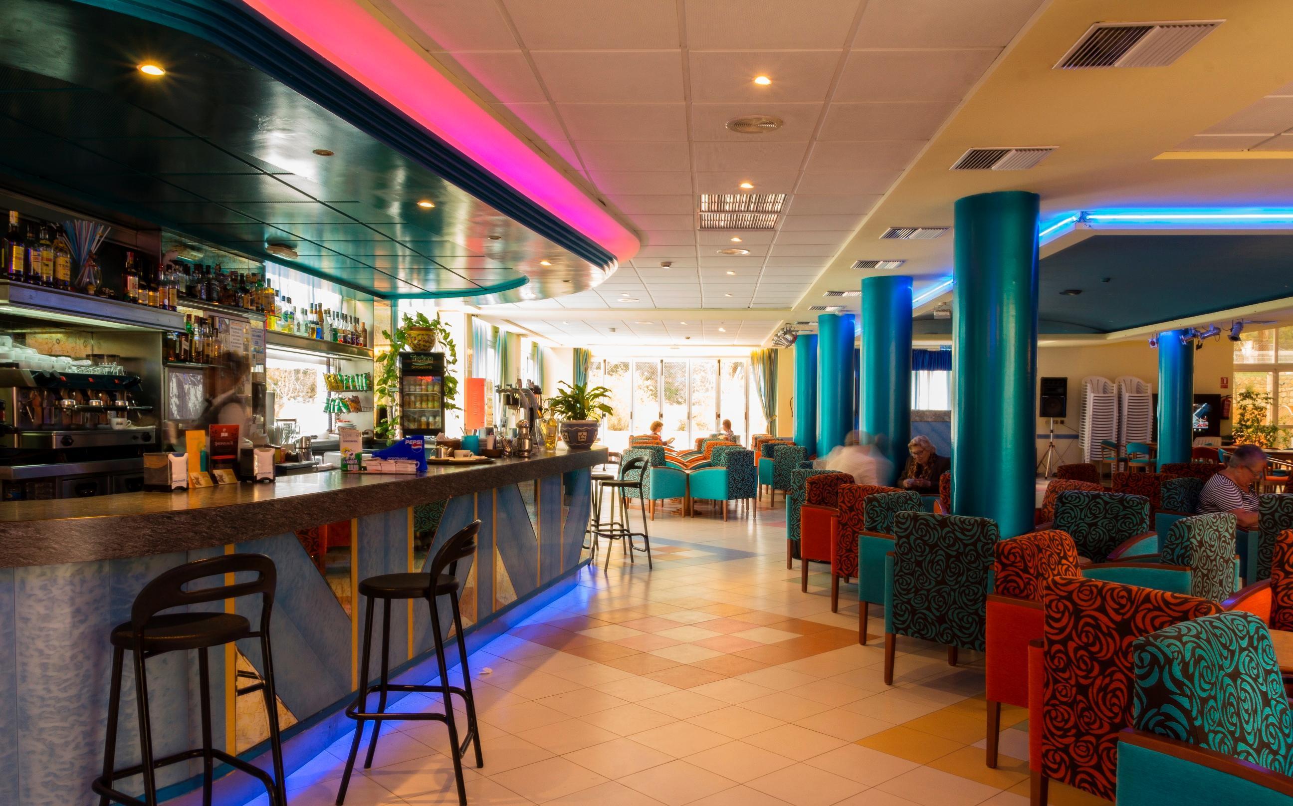 Tropic 3*