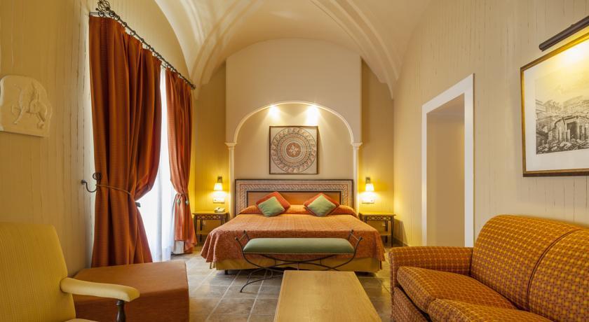 Ilunion Palace Hotel